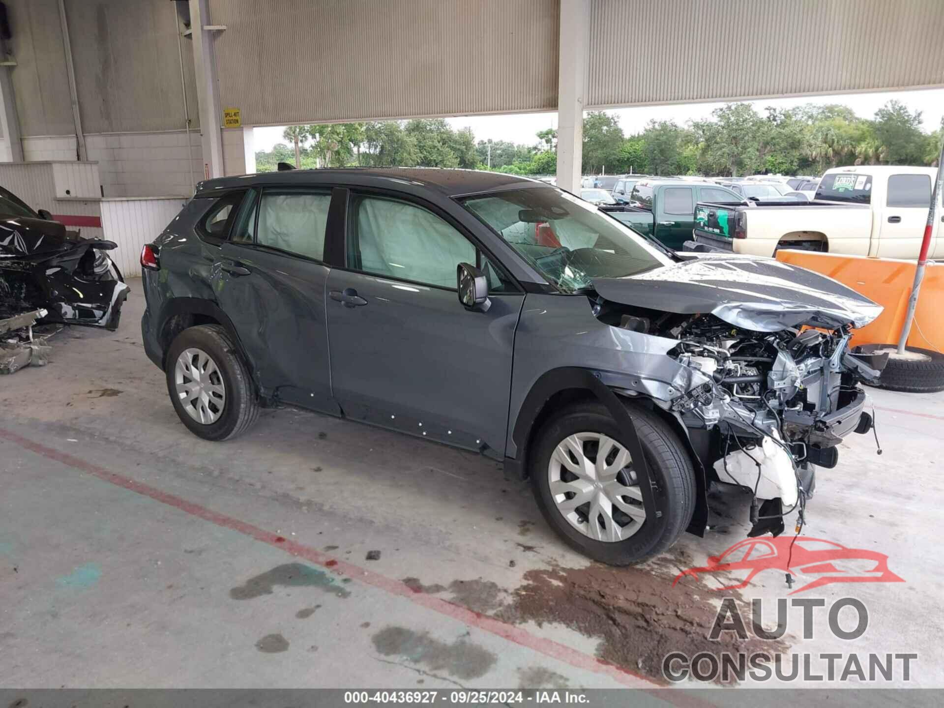 TOYOTA COROLLA CROSS 2024 - 7MUAAAAG2RV102211