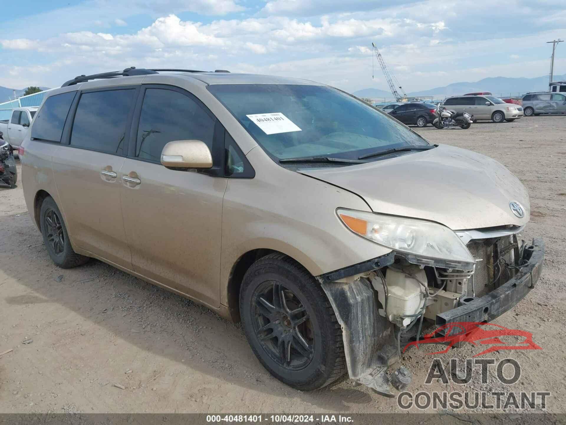 TOYOTA SIENNA 2013 - 5TDYK3DC1DS333877