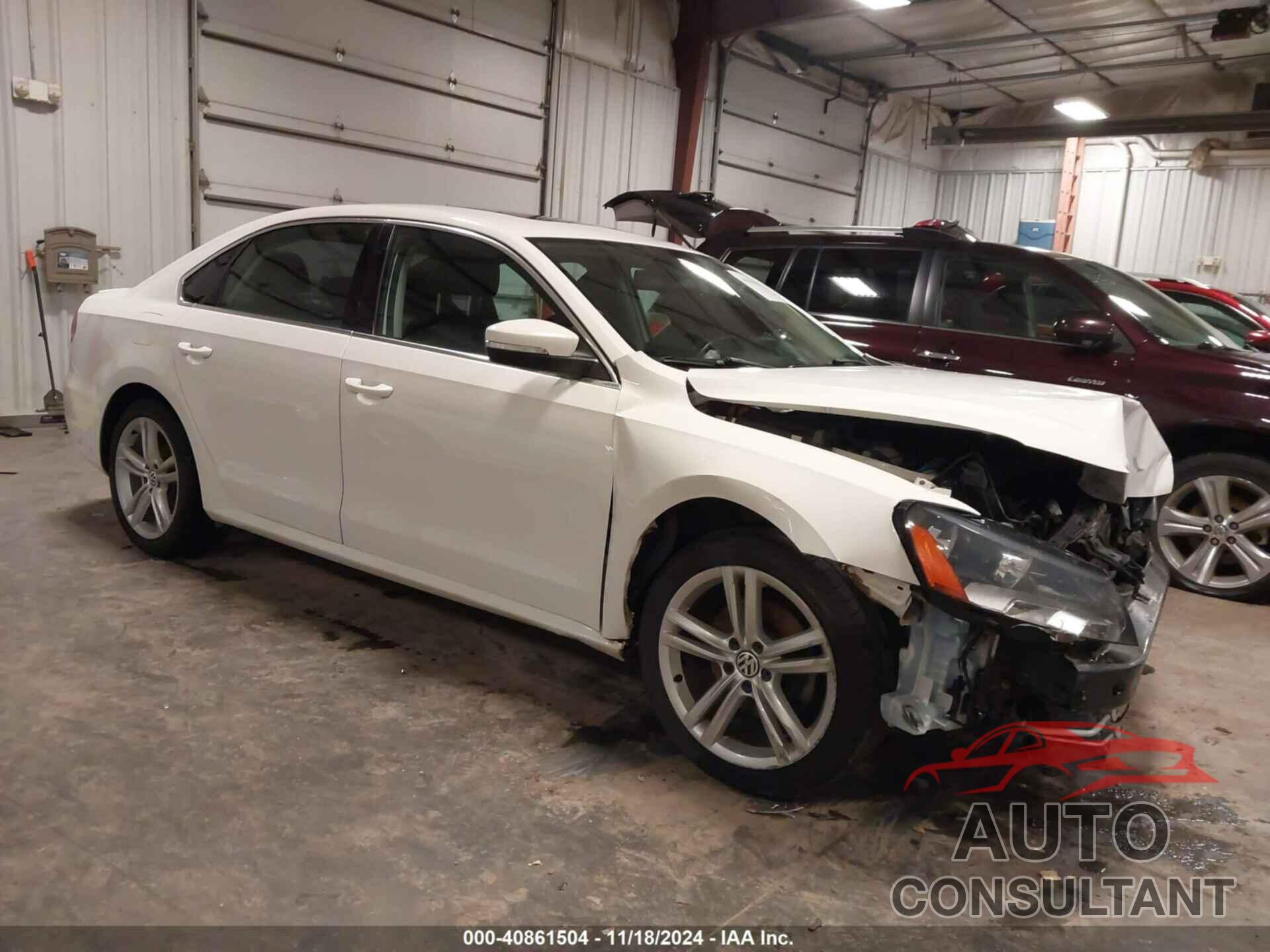 VOLKSWAGEN PASSAT 2014 - 1VWBT7A35EC076219