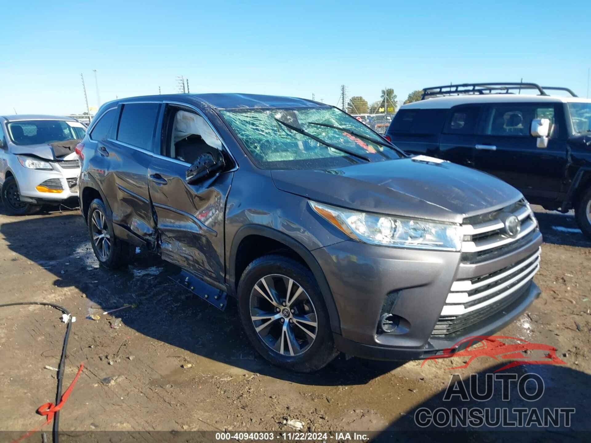 TOYOTA HIGHLANDER 2017 - 5TDZARFH9HS028412