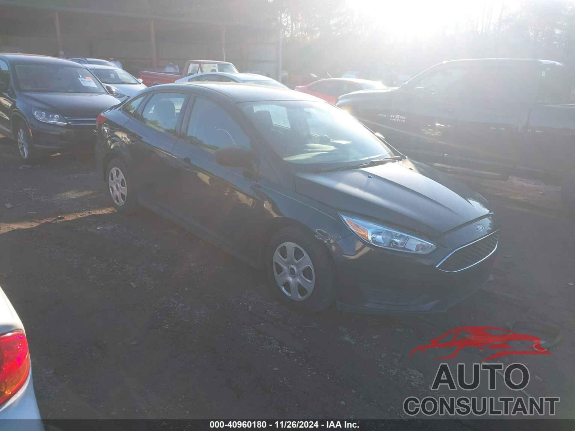 FORD FOCUS 2015 - 1FADP3E29FL311786