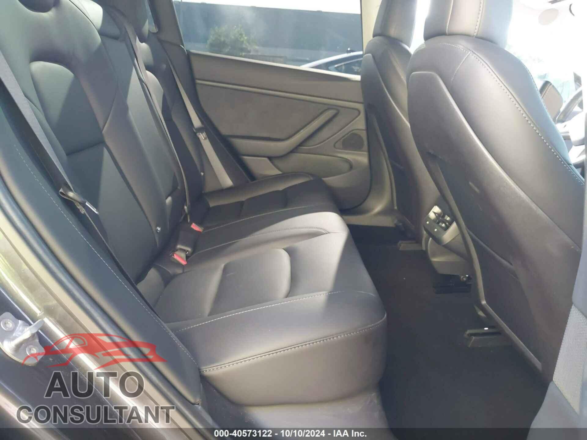 TESLA MODEL 3 2018 - 5YJ3E1EA9JF049741