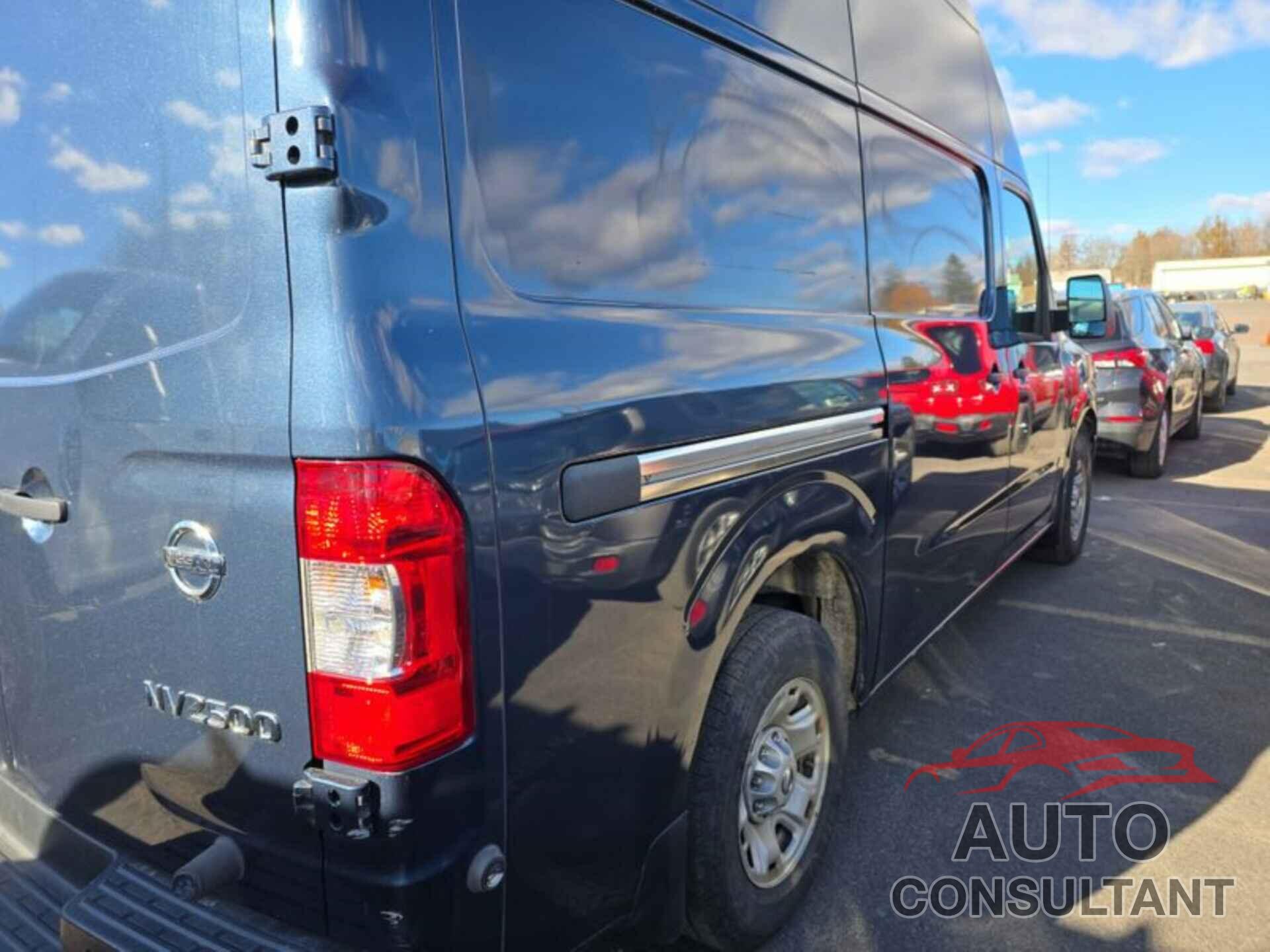 NISSAN NV 2020 - 1N6BF0LY2LN802594