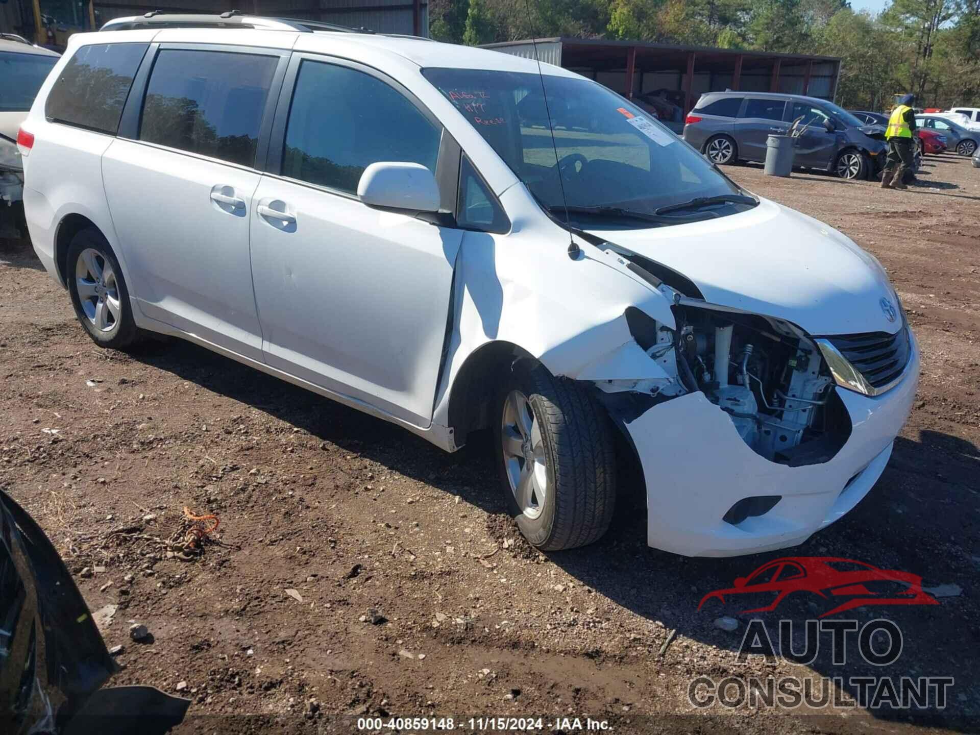 TOYOTA SIENNA 2011 - 5TDKK3DC2BS169980