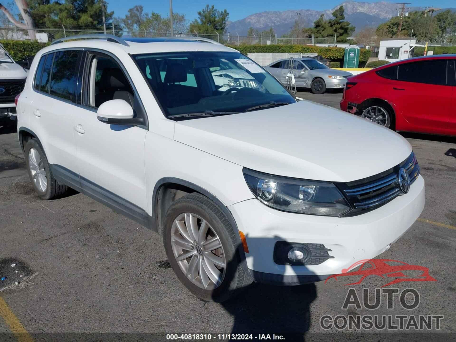 VOLKSWAGEN TIGUAN 2012 - WVGAV7AX7CW503242