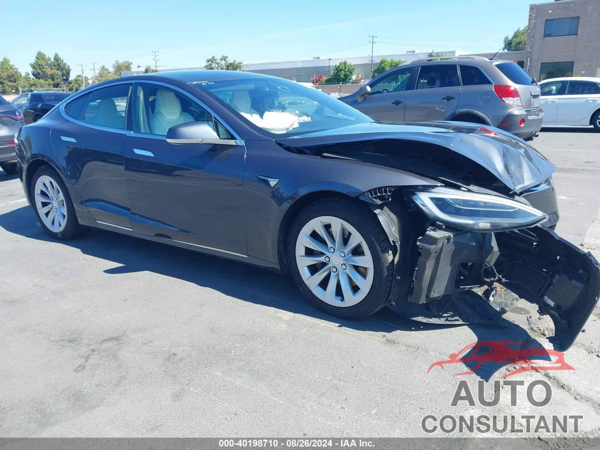 TESLA MODEL S 2017 - 5YJSA1E14HF179248