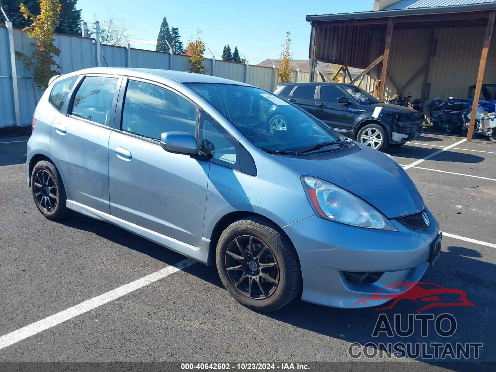 HONDA FIT 2011 - JHMGE8H53BC019205