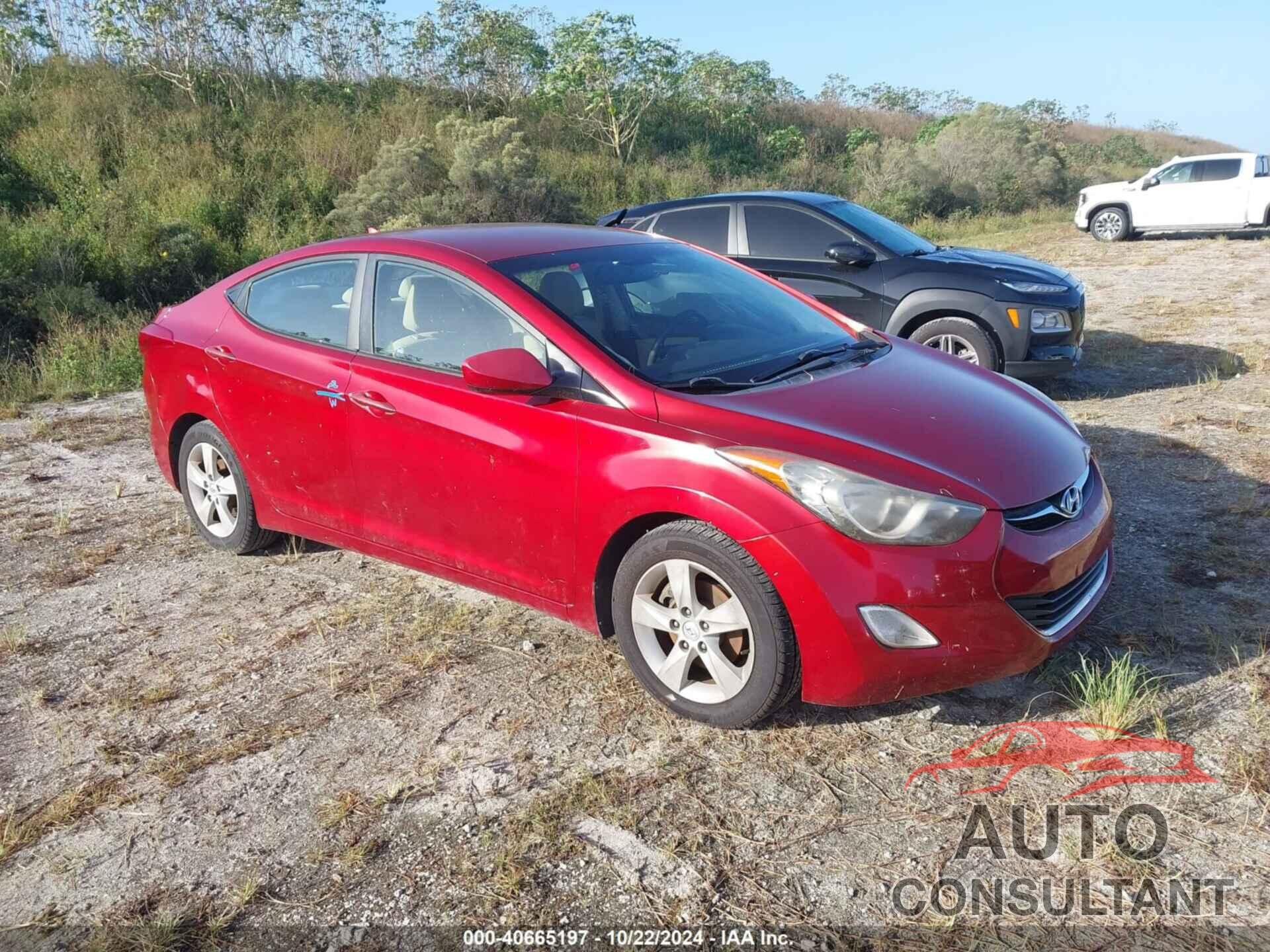 HYUNDAI ELANTRA 2012 - KMHDH4AE1CU402646