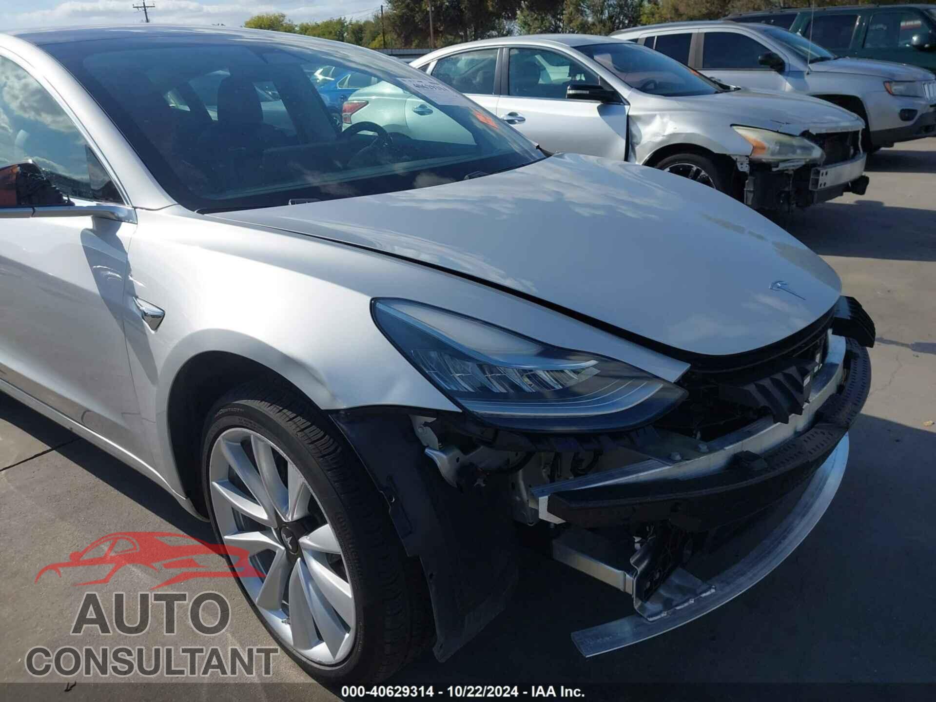 TESLA MODEL 3 2018 - 5YJ3E1EA2JF031114