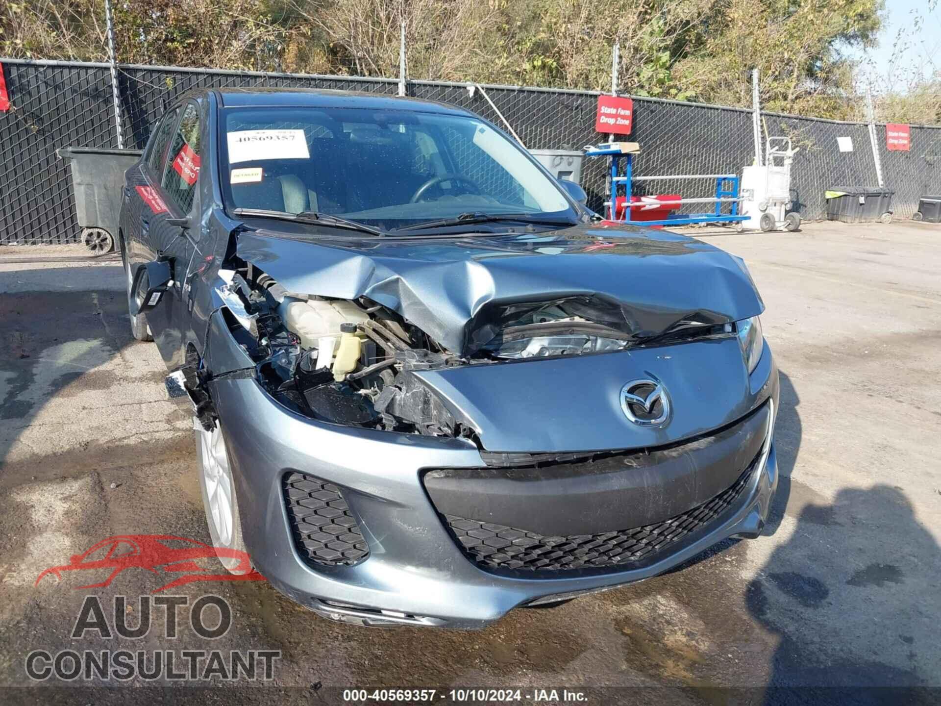 MAZDA MAZDA3 2012 - JM1BL1M77C1663755
