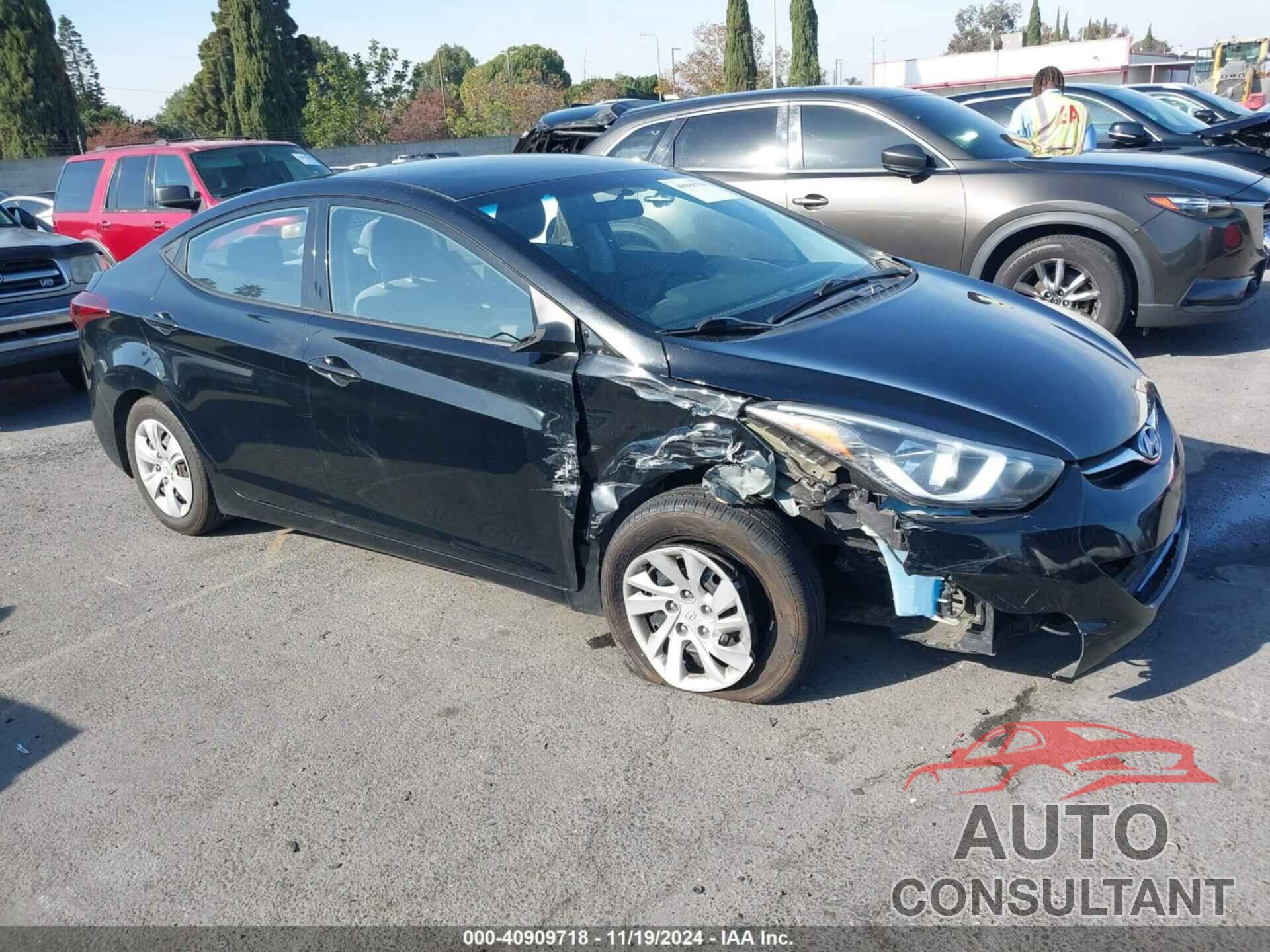 HYUNDAI ELANTRA 2016 - 5NPDH4AE0GH747820