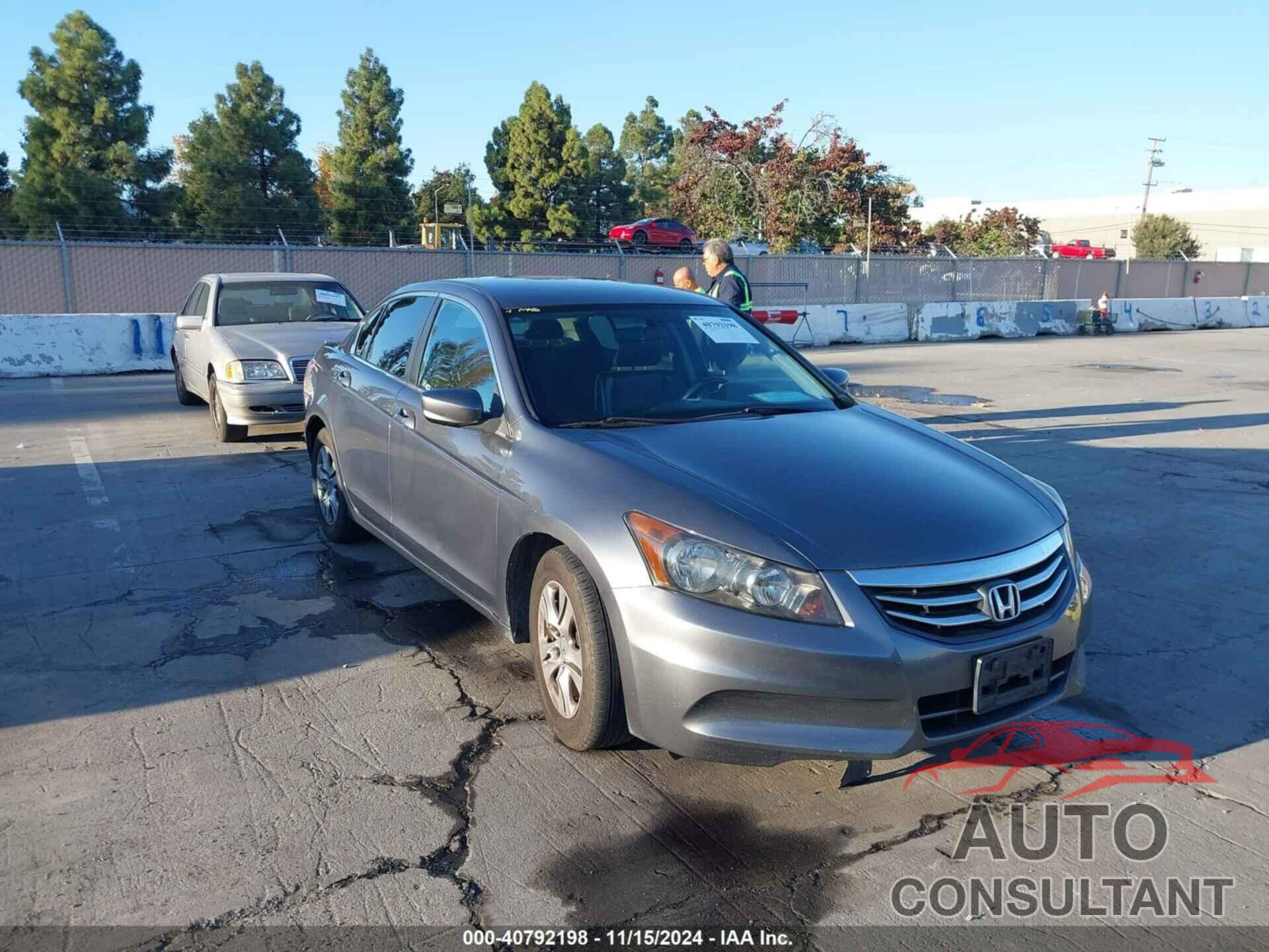 HONDA ACCORD 2012 - 1HGCP2F66CA195408