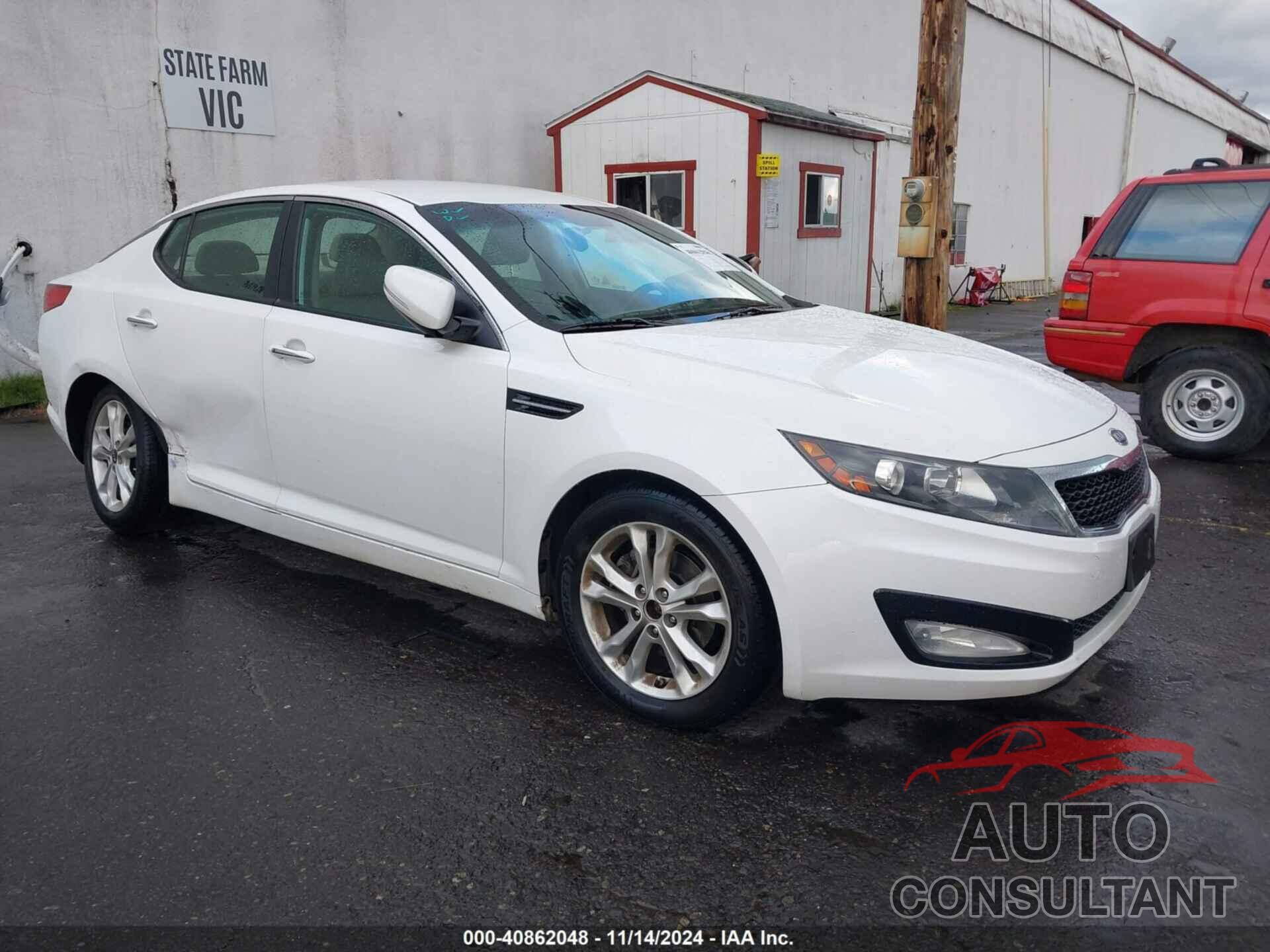 KIA OPTIMA 2011 - KNAGN4A78B5059528