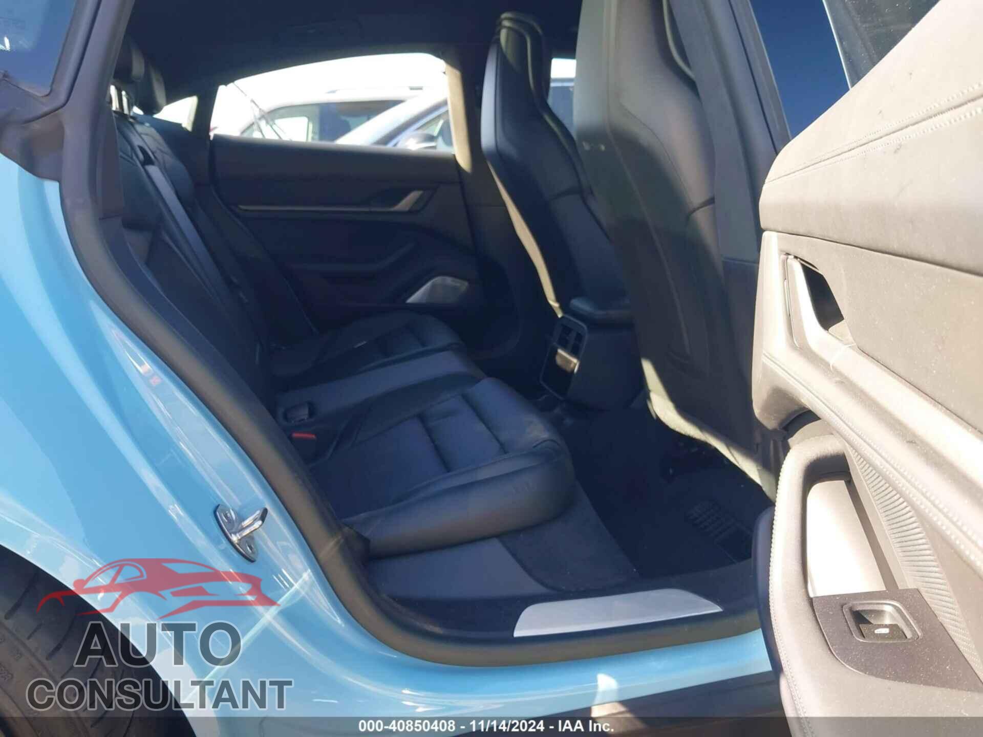PORSCHE TAYCAN 2023 - WP0AC2Y12PSA52218