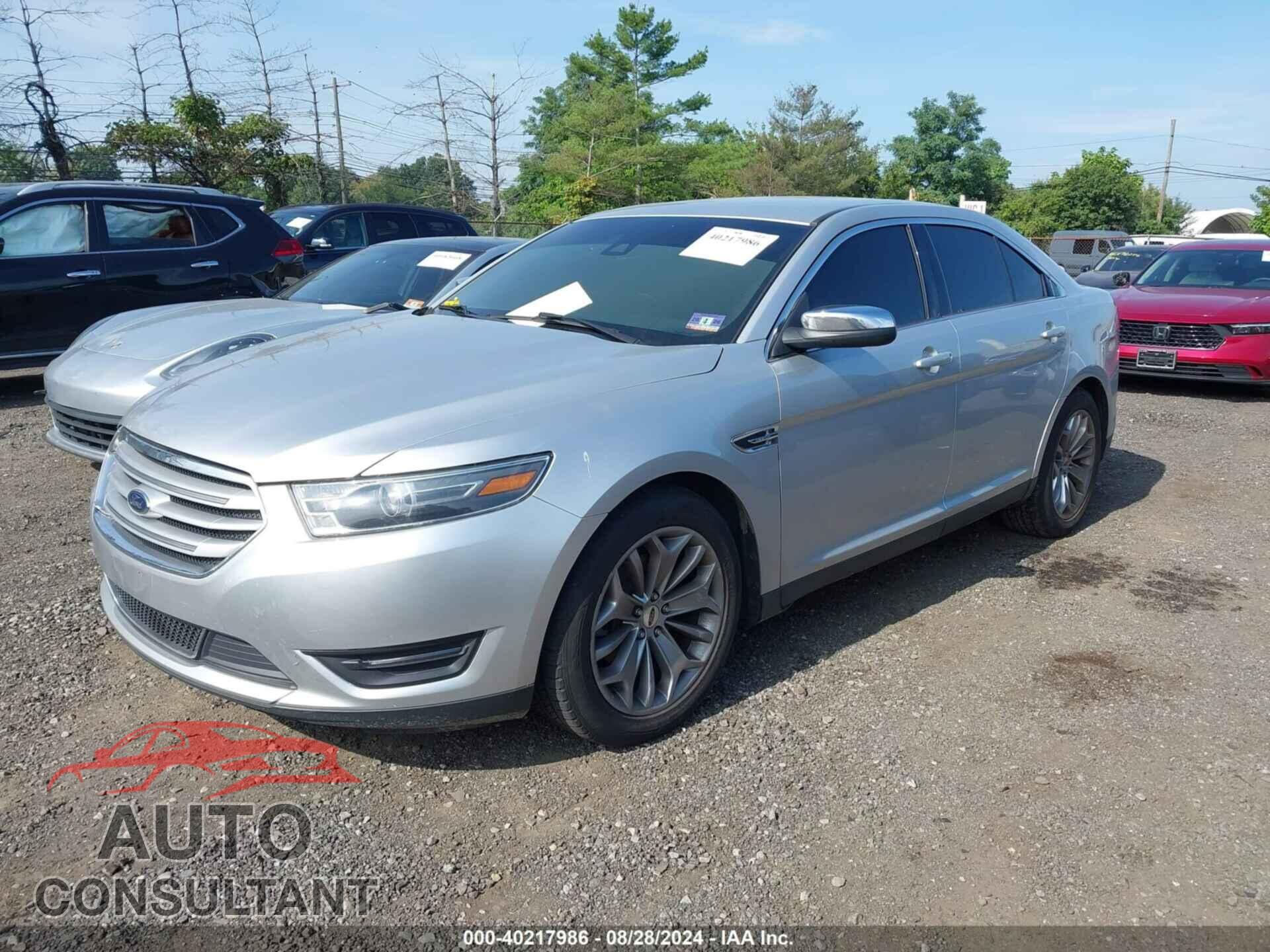 FORD TAURUS 2017 - 1FAHP2F89HG115048