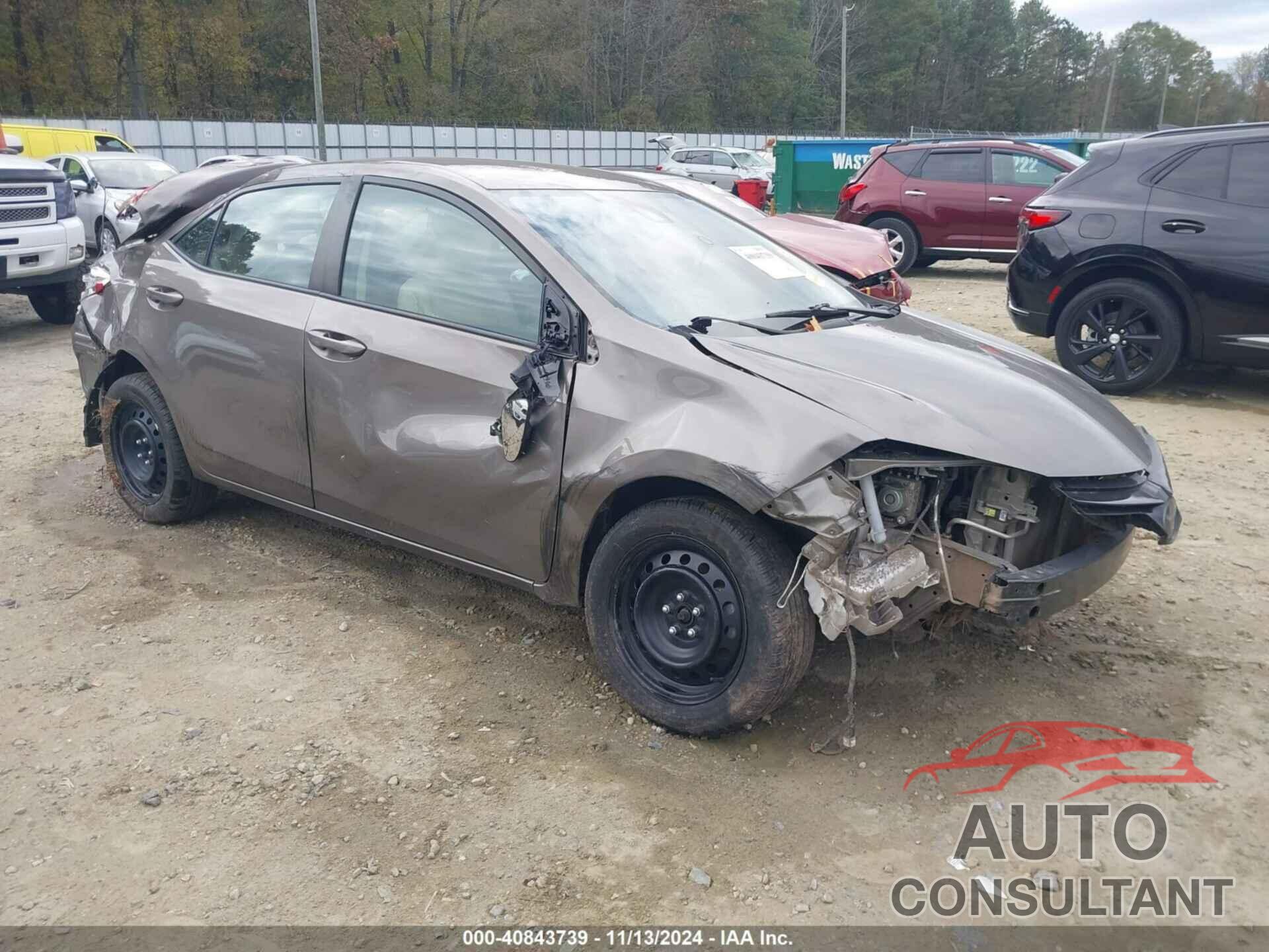 TOYOTA COROLLA 2018 - 5YFBURHE2JP848471