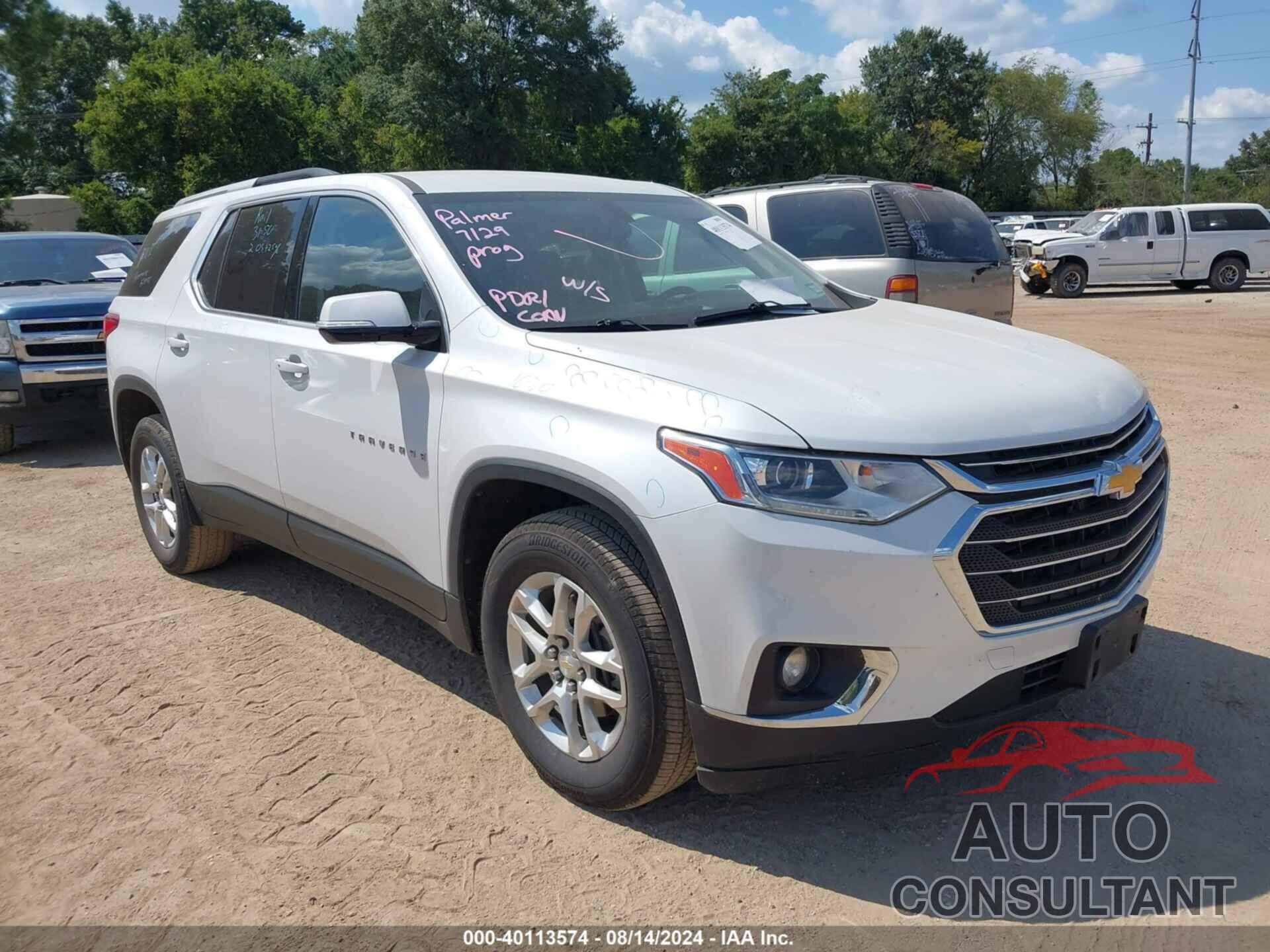 CHEVROLET TRAVERSE 2018 - 1GNERGKW4JJ258093