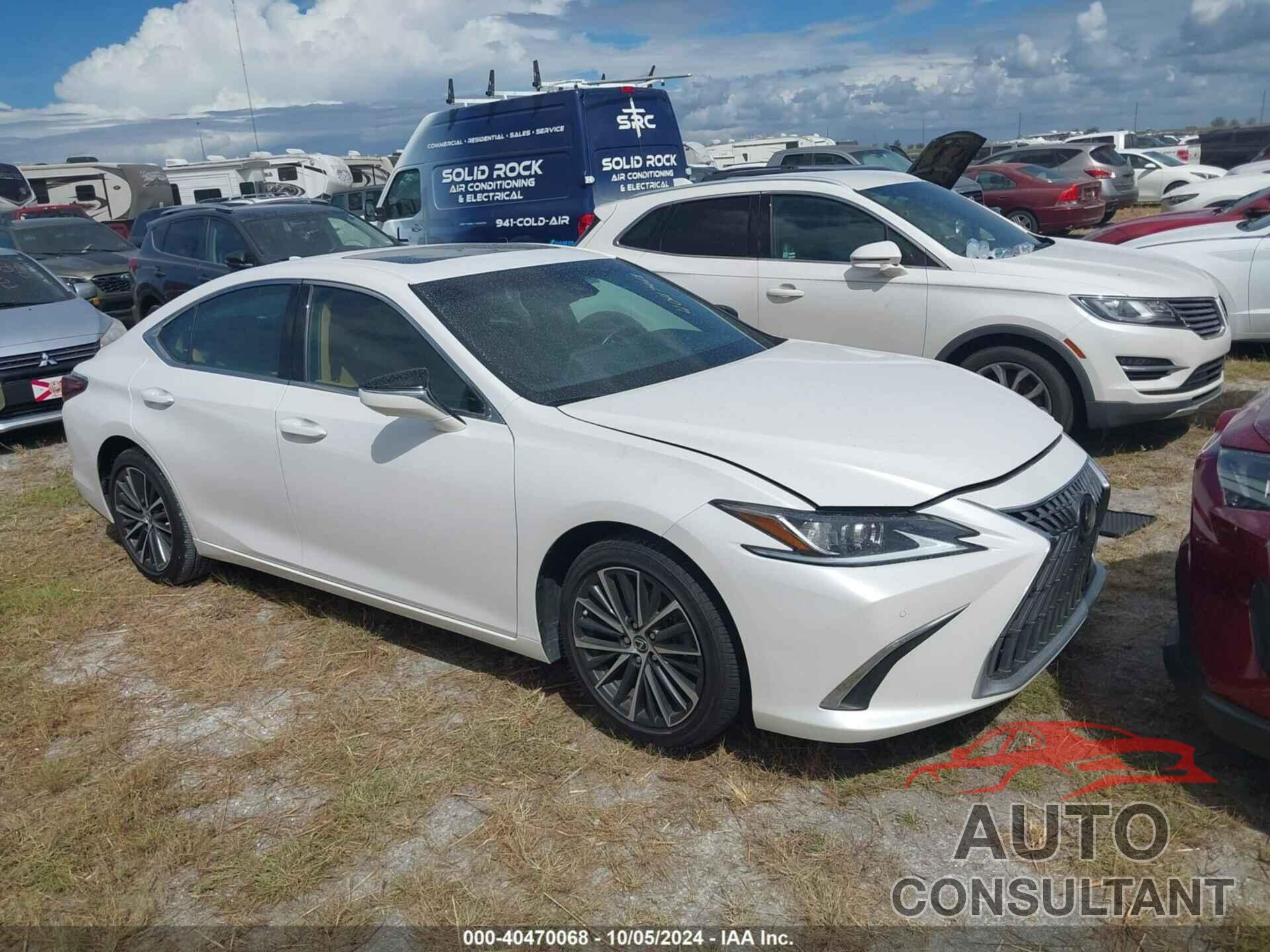 LEXUS ES 2023 - 58ADZ1B17PU154120