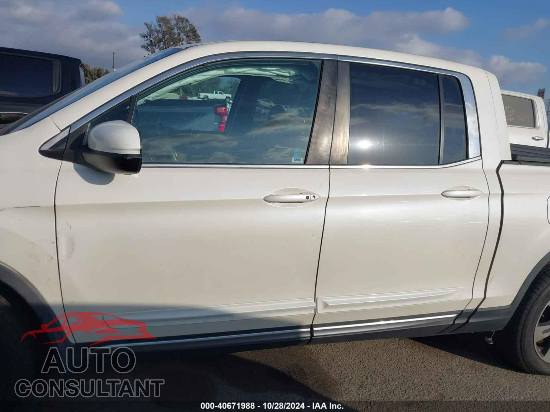 HONDA RIDGELINE 2017 - 5FPYK3F64HB015499
