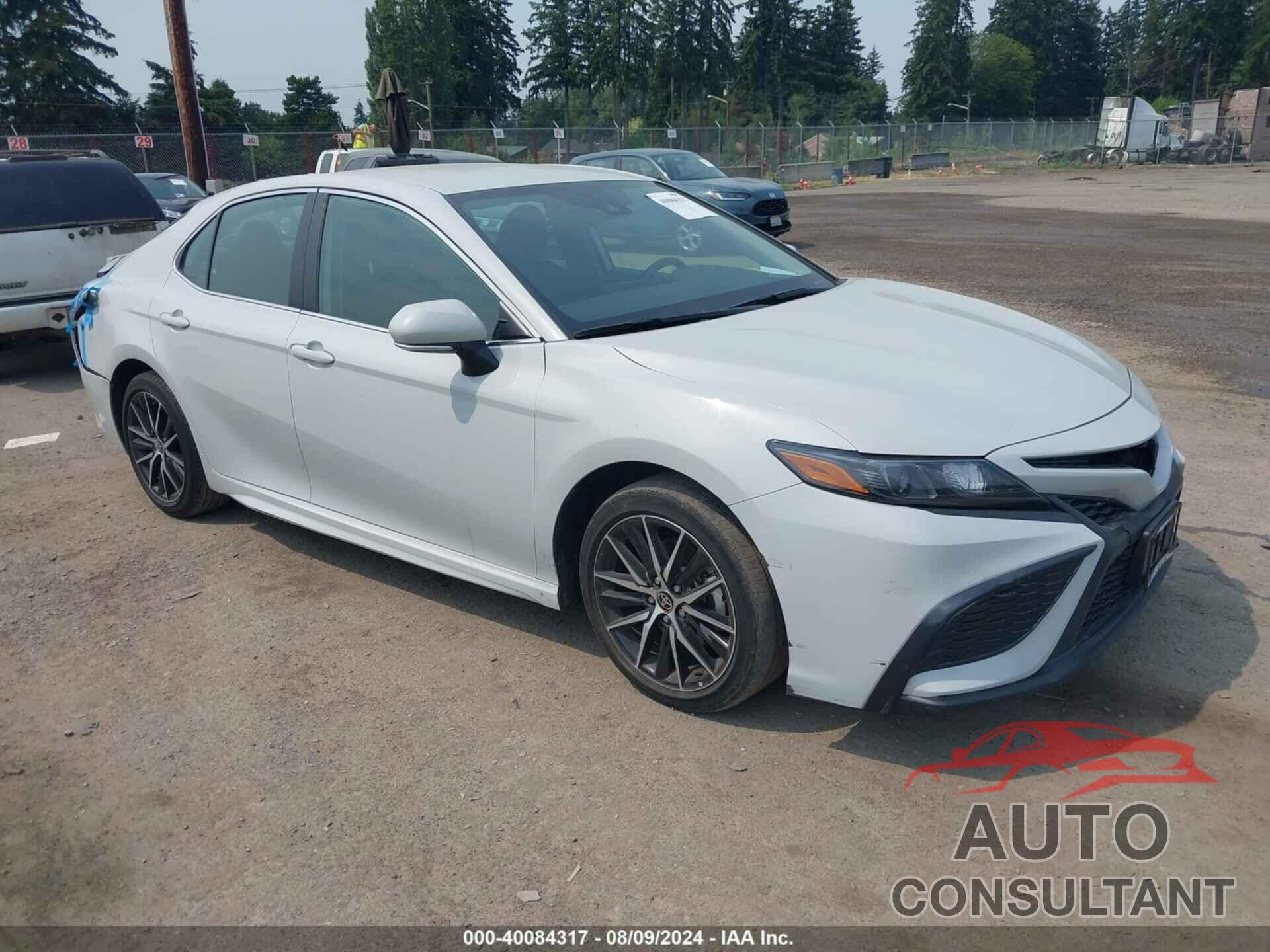 TOYOTA CAMRY 2023 - 4T1G11AK2PU108295
