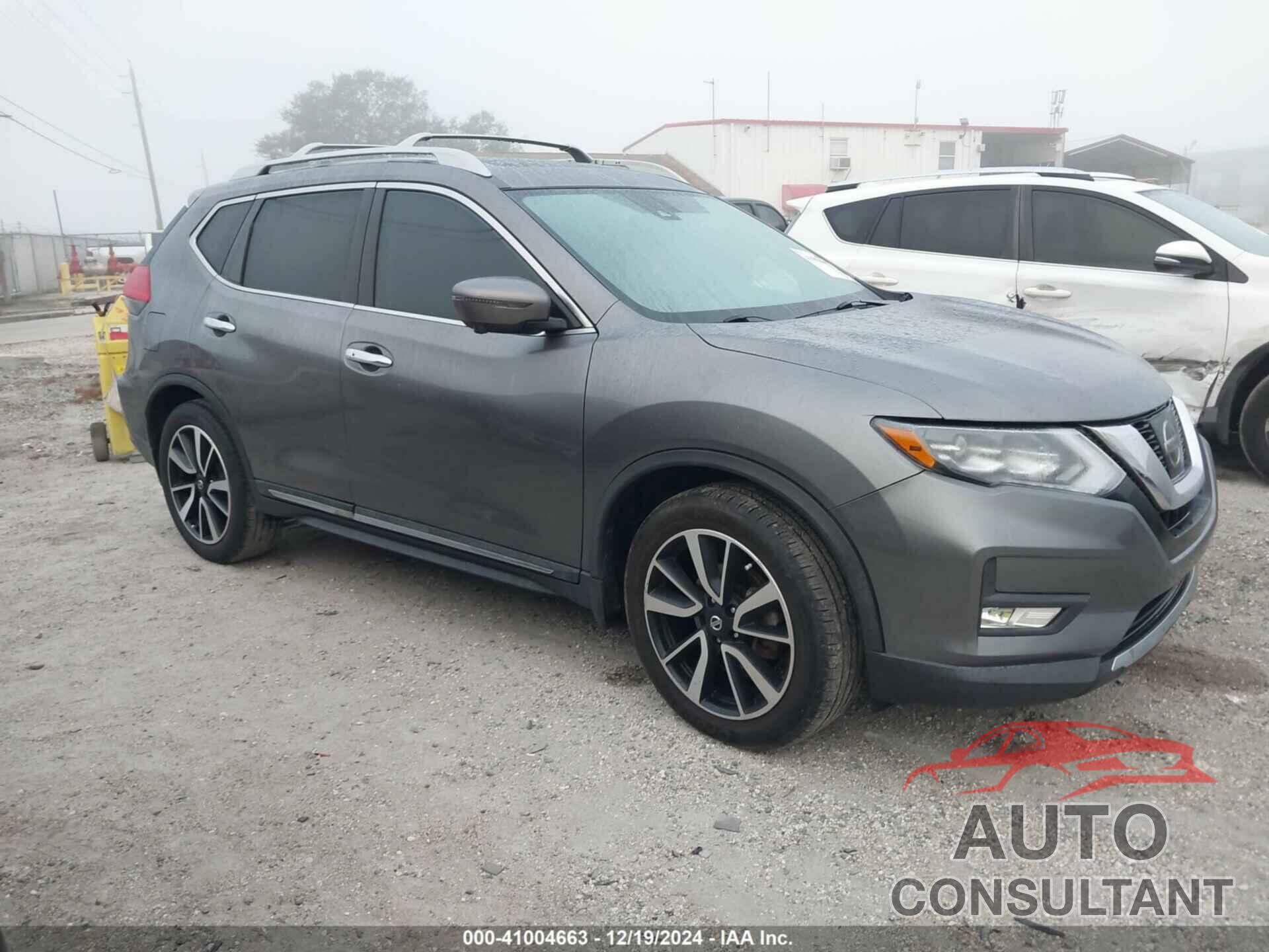 NISSAN ROGUE 2017 - 5N1AT2MT9HC750384