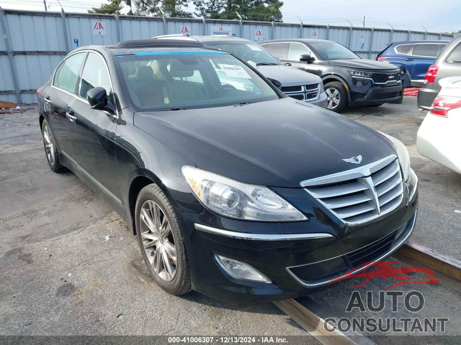 HYUNDAI GENESIS 2012 - KMHGC4DH3CU185411