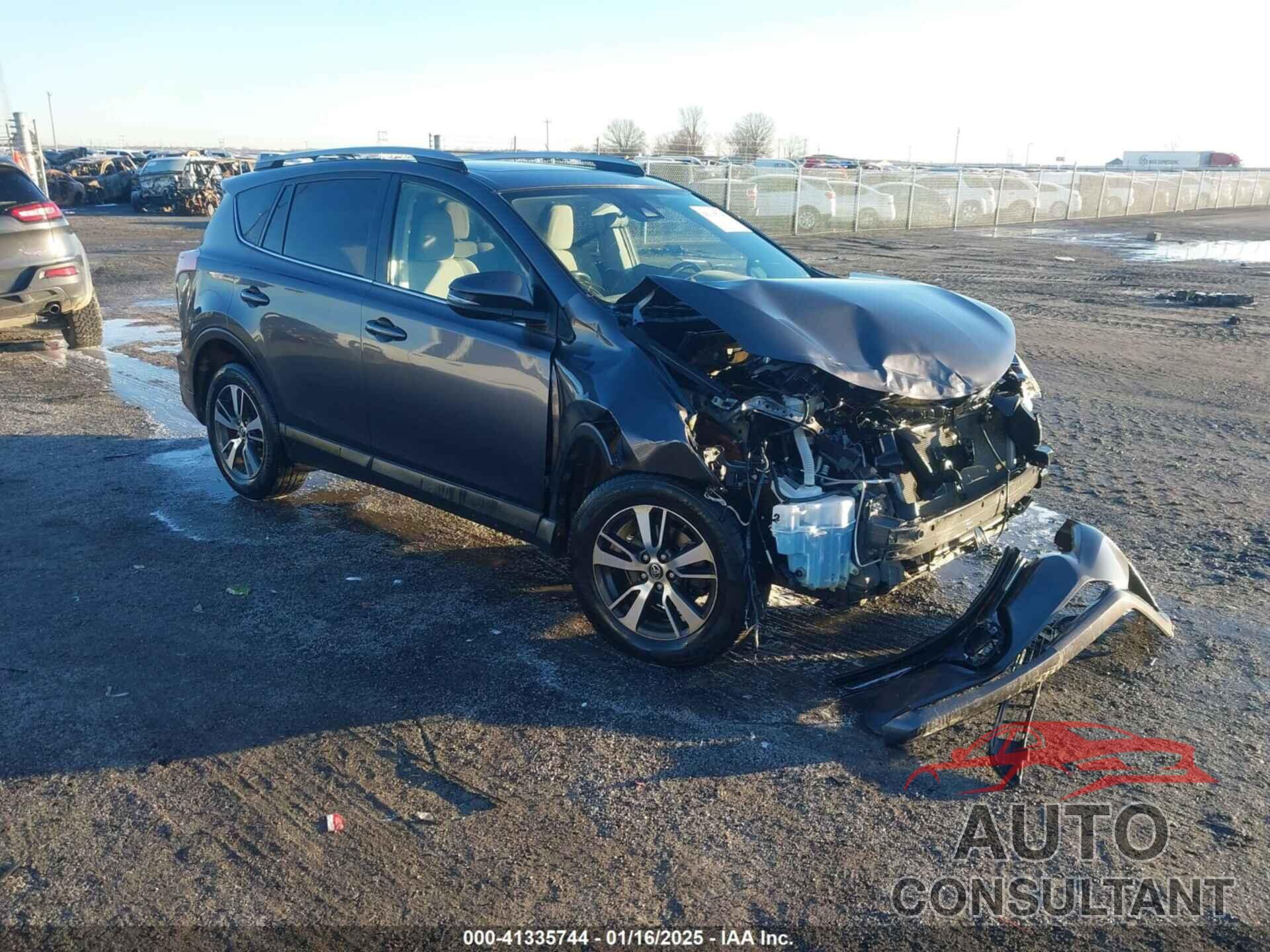 TOYOTA RAV4 2017 - JTMWFREV3HJ117756