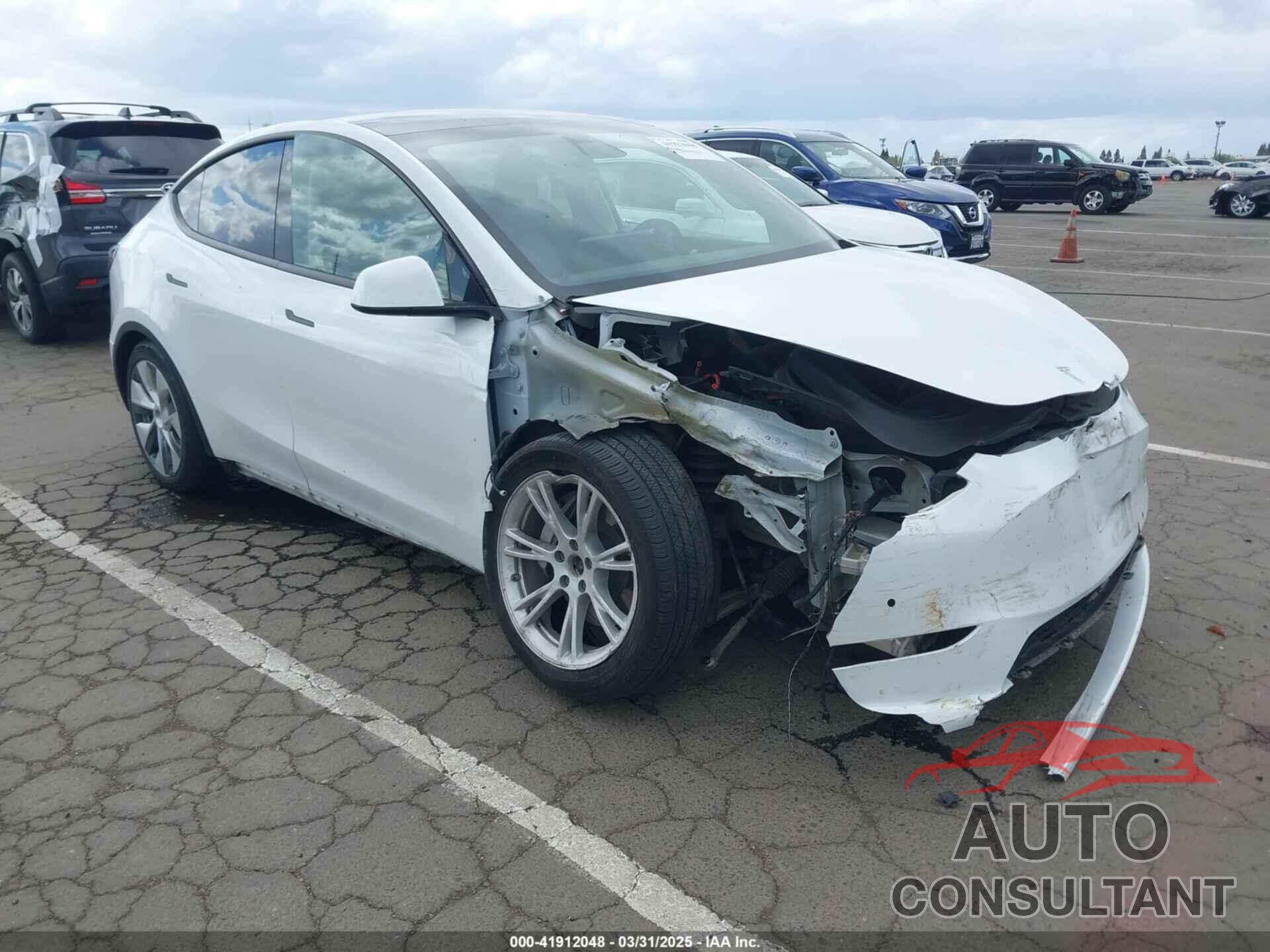 TESLA MODEL Y 2021 - 5YJYGDEE3MF214952
