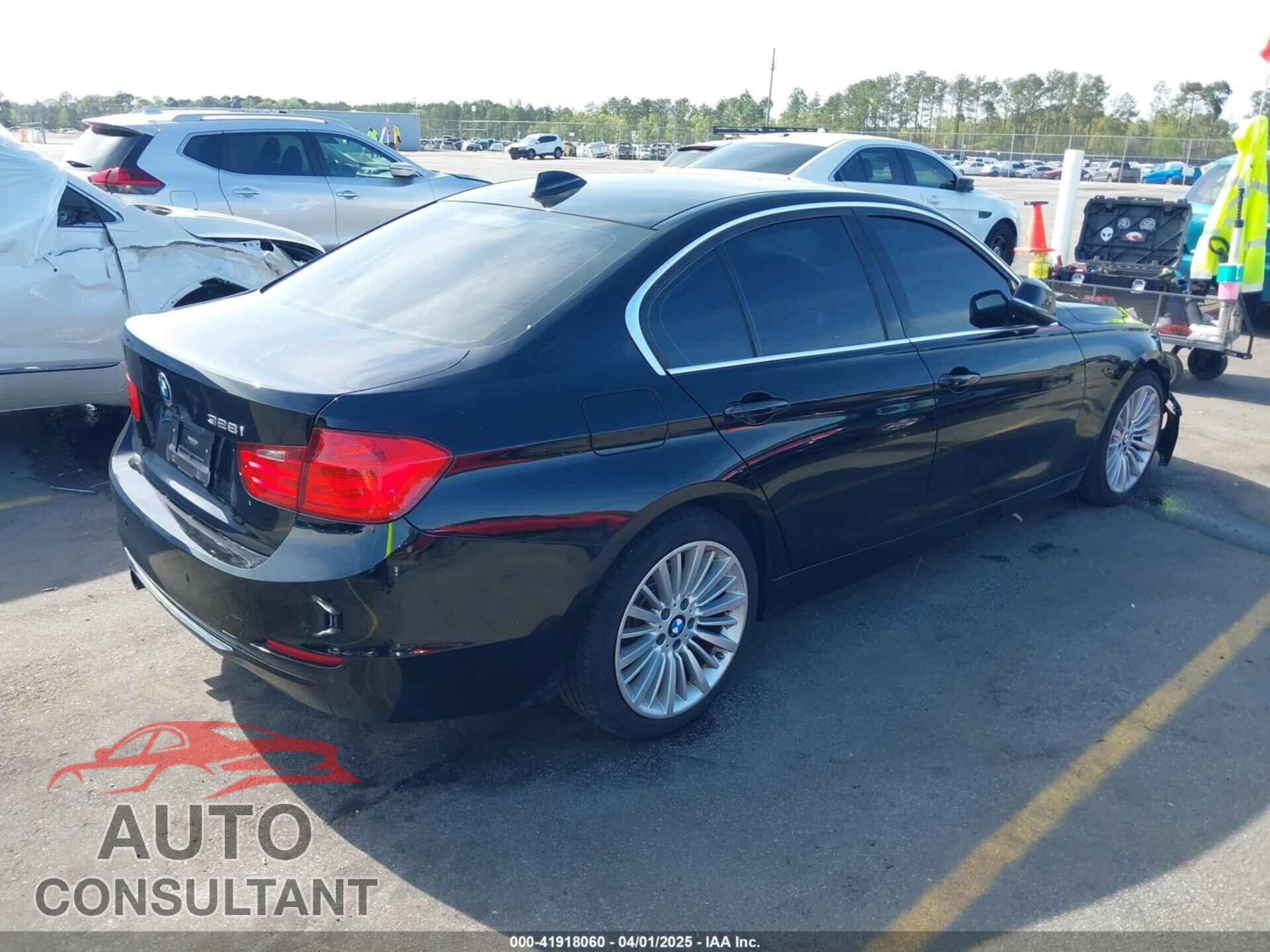 BMW 328I 2012 - WBA3A5C52CF347326