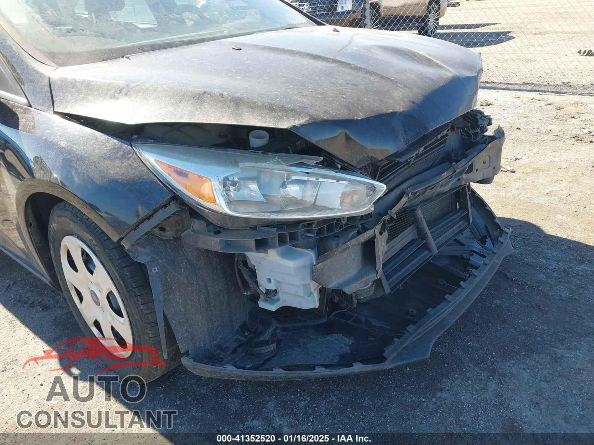 FORD FOCUS 2017 - 1FADP3E28HL301849