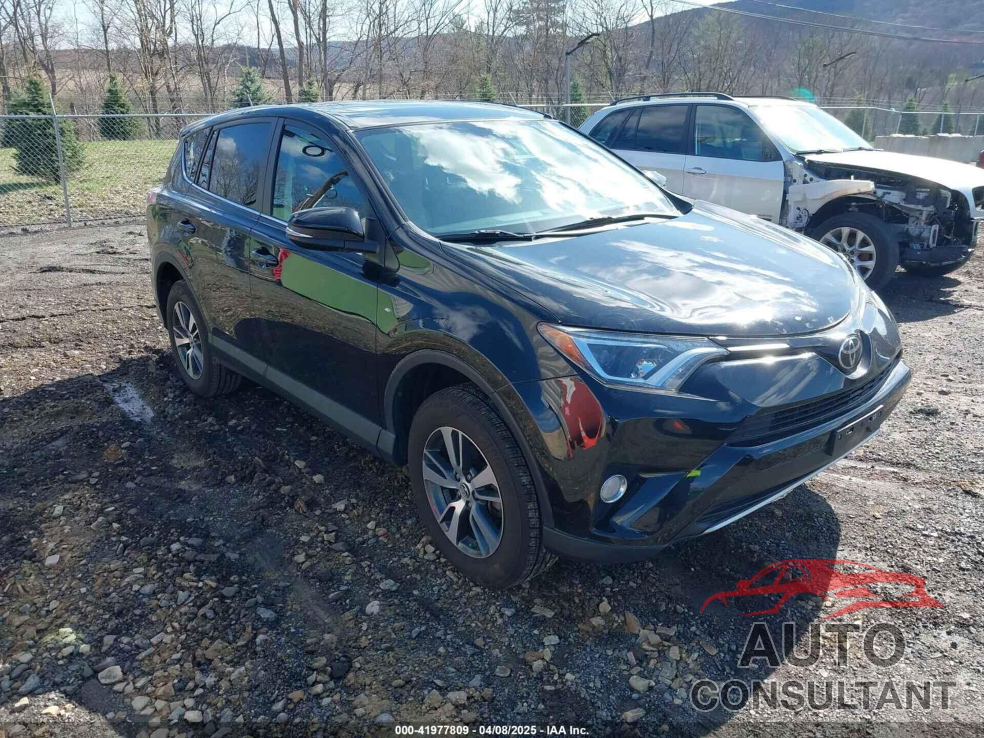 TOYOTA RAV4 2017 - 2T3RFREV9HW681765