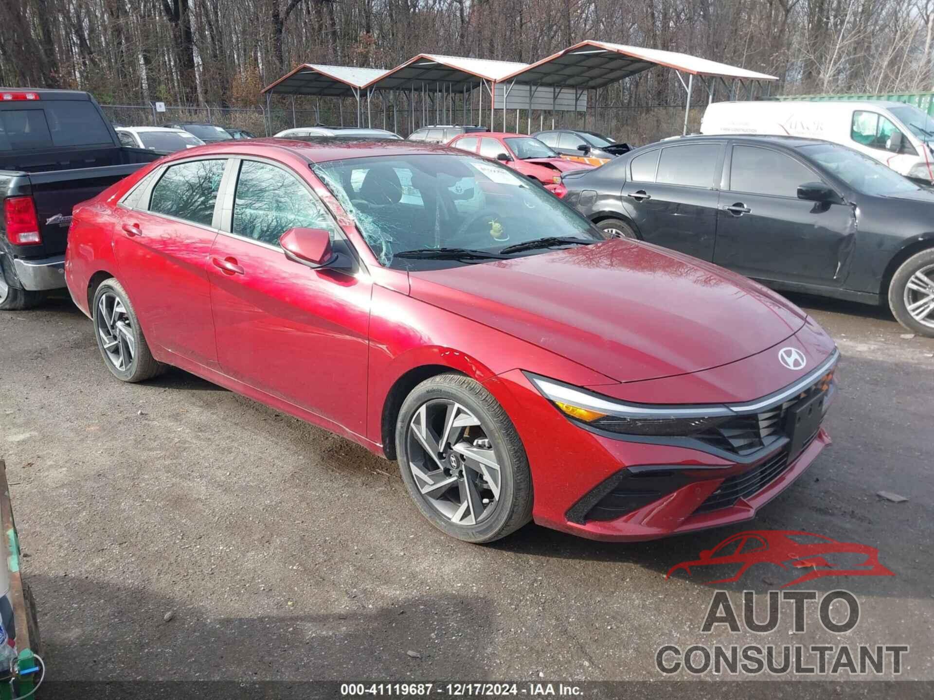 HYUNDAI ELANTRA 2024 - KMHLP4DG1RU677132