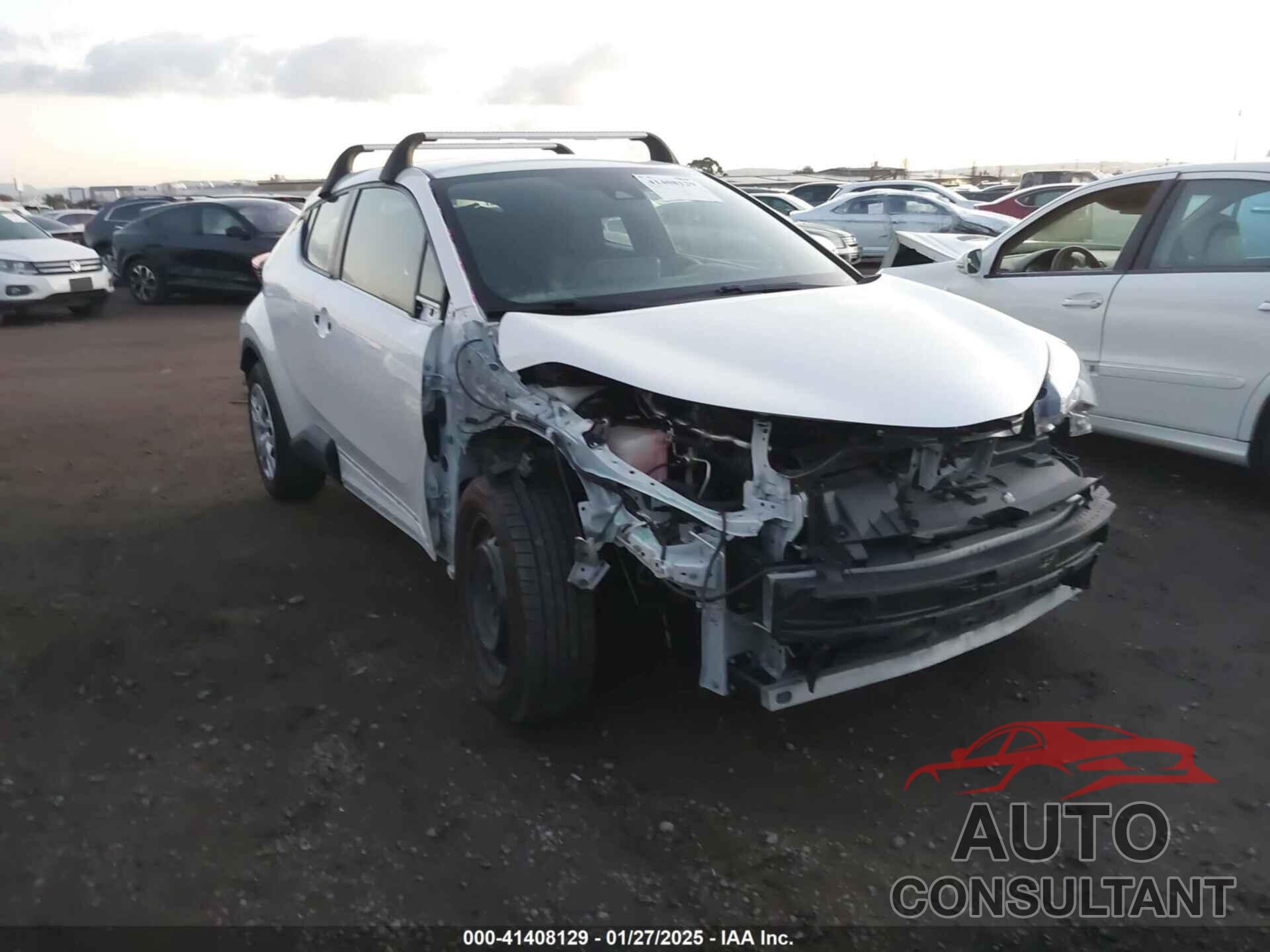 TOYOTA C-HR 2021 - JTNKHMBX4M1120365
