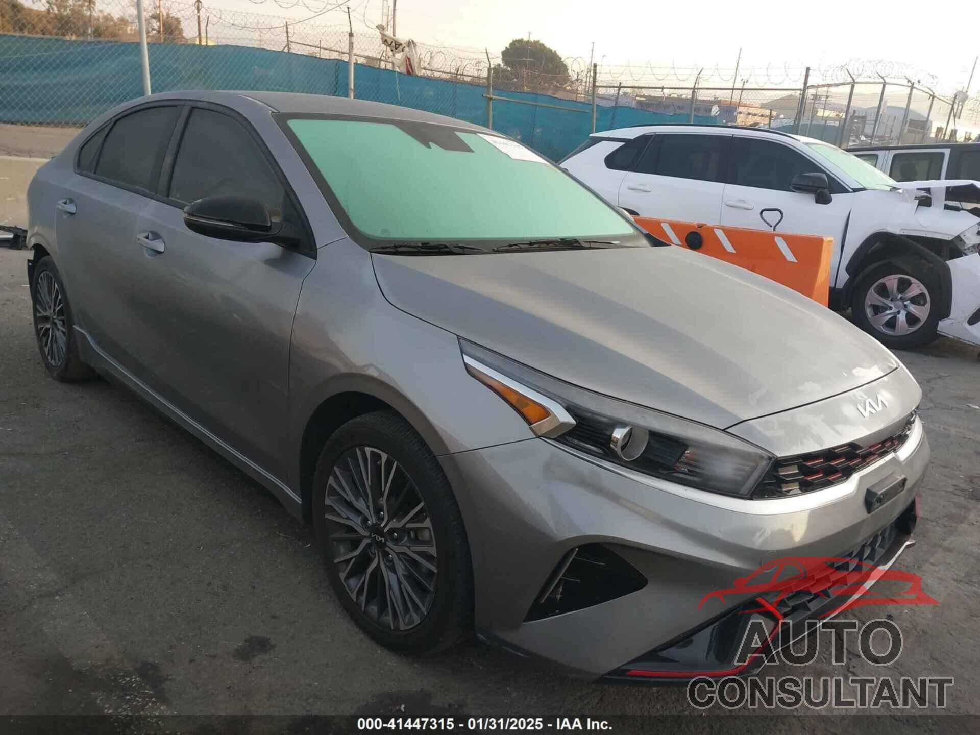 KIA FORTE 2023 - 3KPF54AD9PE564137