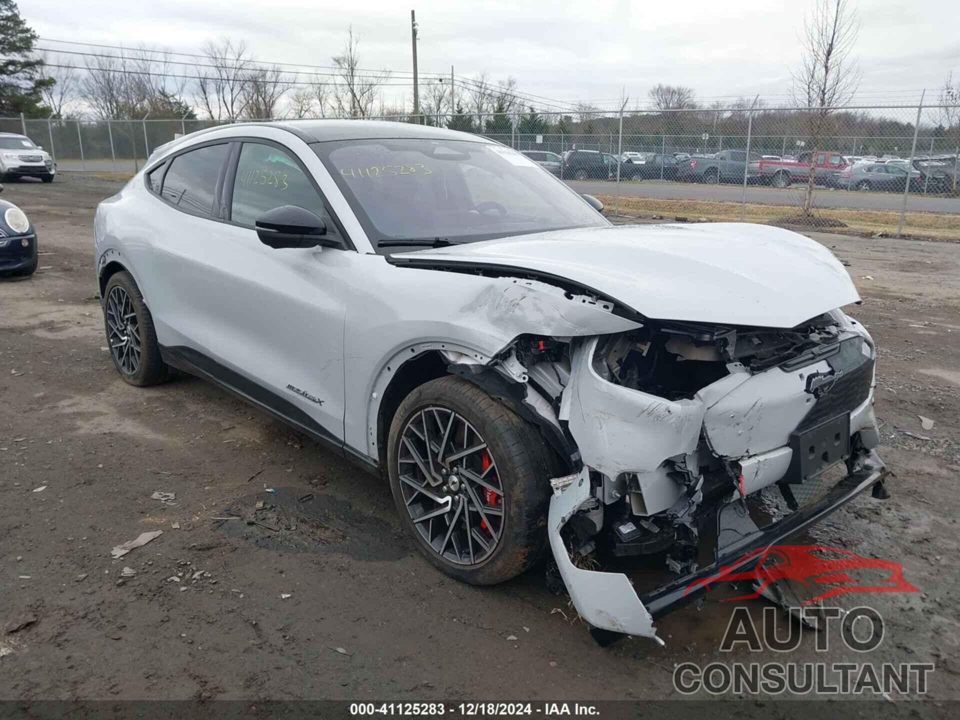 FORD MUSTANG MACH-E 2023 - 3FMTK4SX2PMA23694