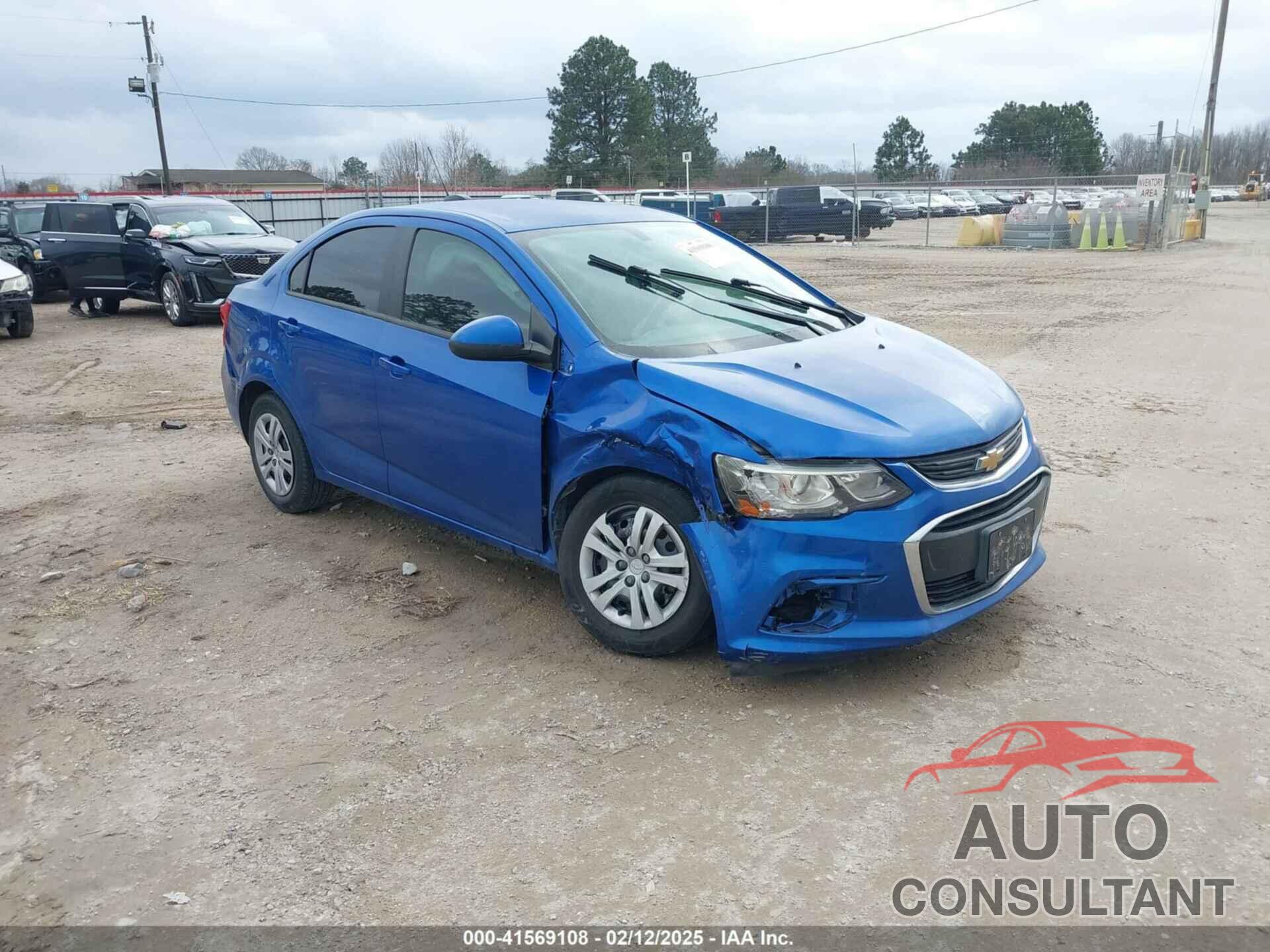 CHEVROLET SONIC 2017 - 1G1JB5SH3H4149921