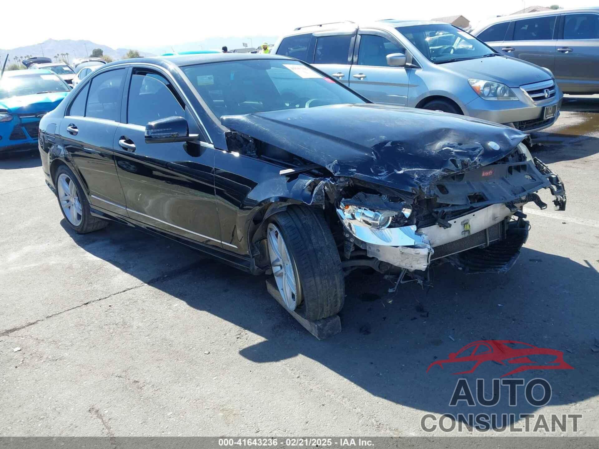 MERCEDES-BENZ C 300 2010 - WDDGF5EB8AR129840