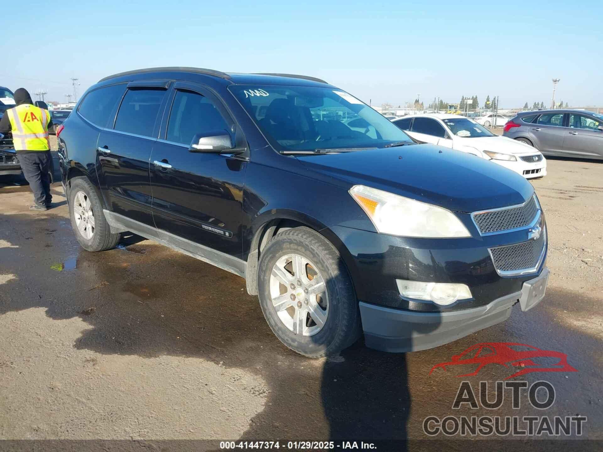 CHEVROLET TRAVERSE 2009 - 1GNEV23DX9S180274