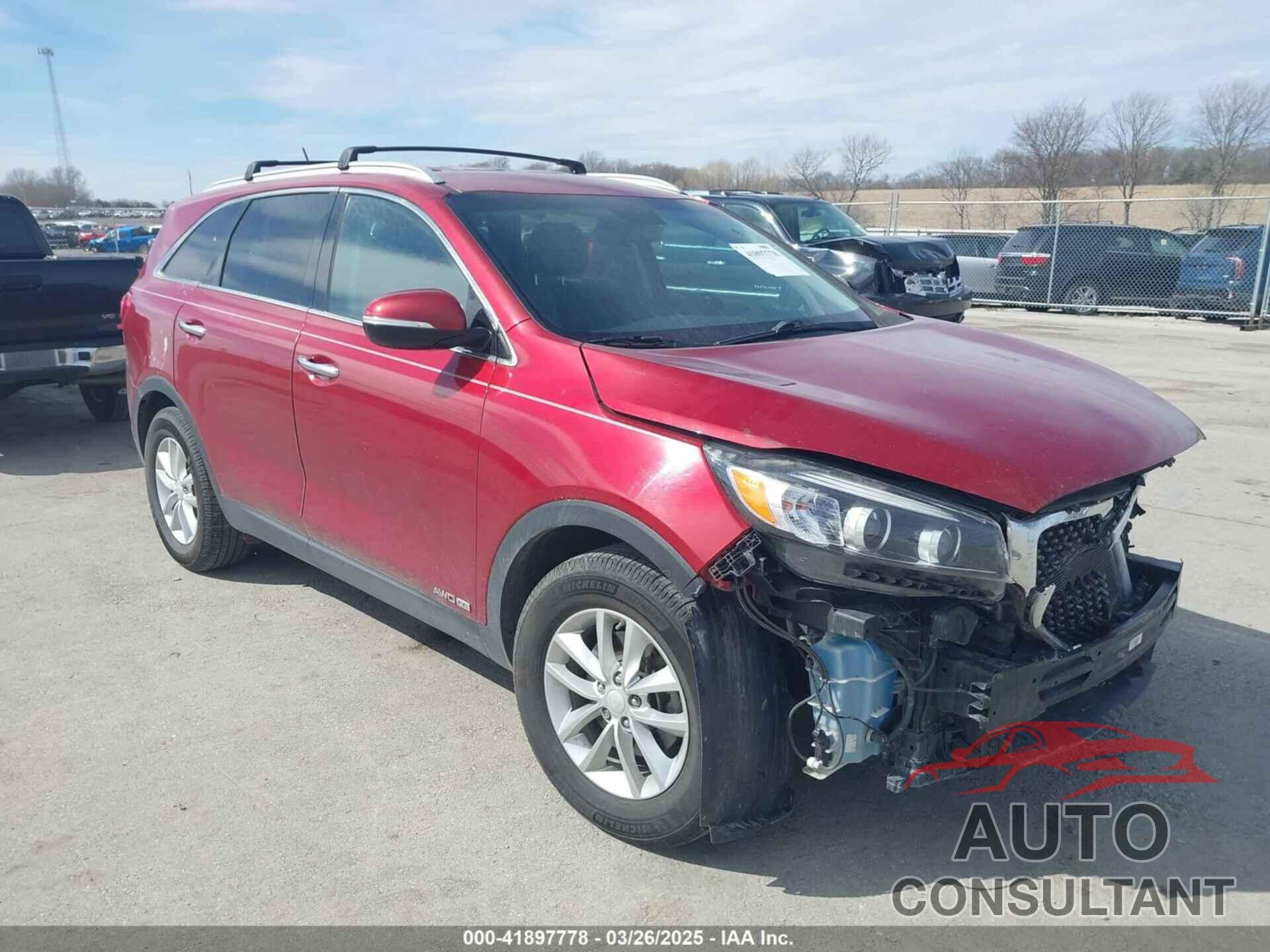 KIA SORENTO 2016 - 5XYPGDA56GG174736