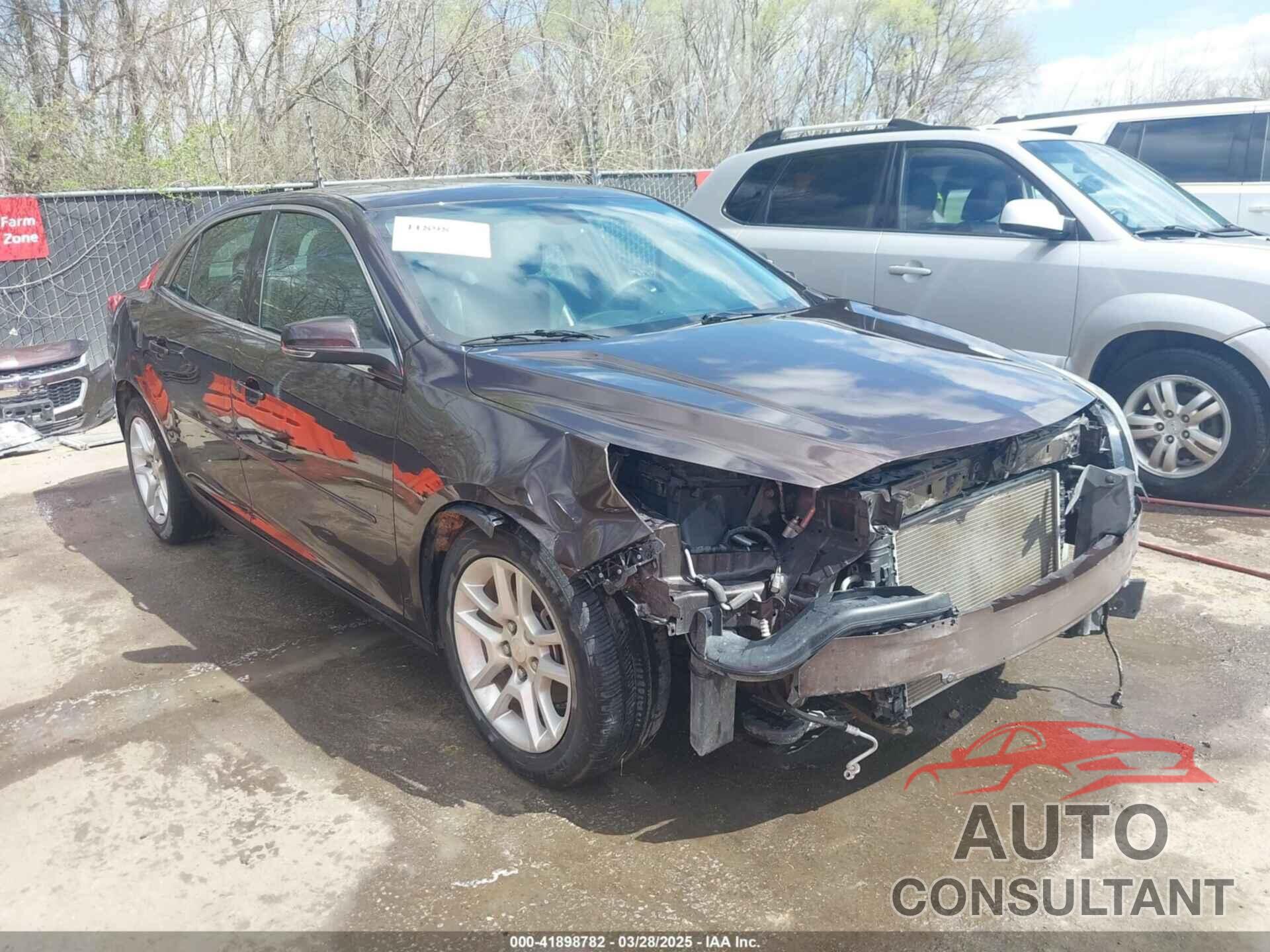 CHEVROLET MALIBU 2015 - 1G11C5SL9FF244633