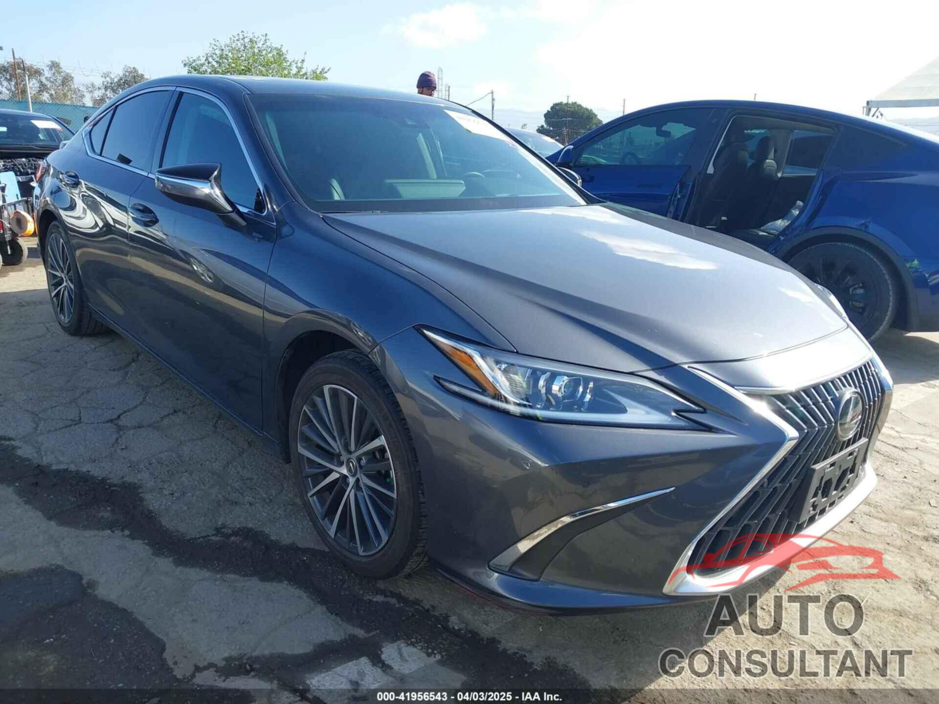 LEXUS ES 300H 2023 - 58ADA1C15PU034077
