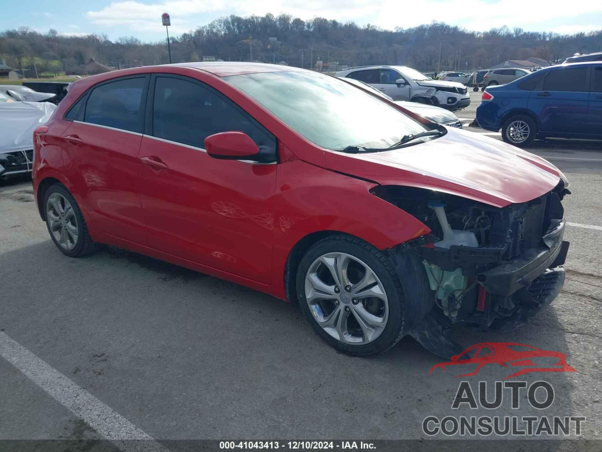 HYUNDAI ELANTRA GT 2013 - KMHD35LE8DU073141