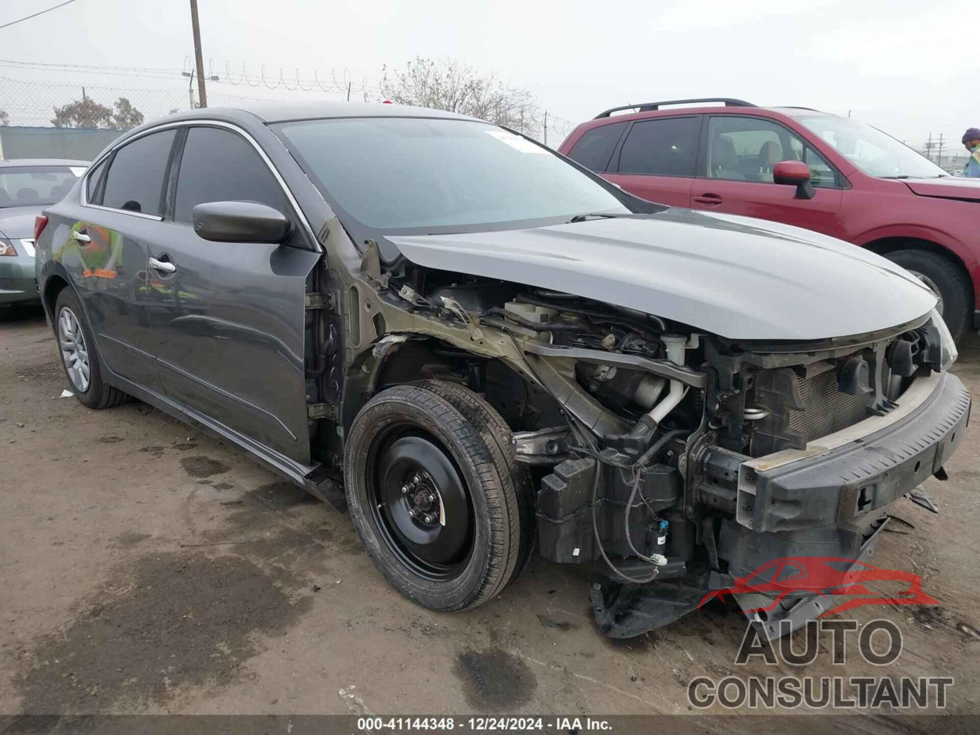 NISSAN ALTIMA 2017 - 1N4AL3APXHN305700