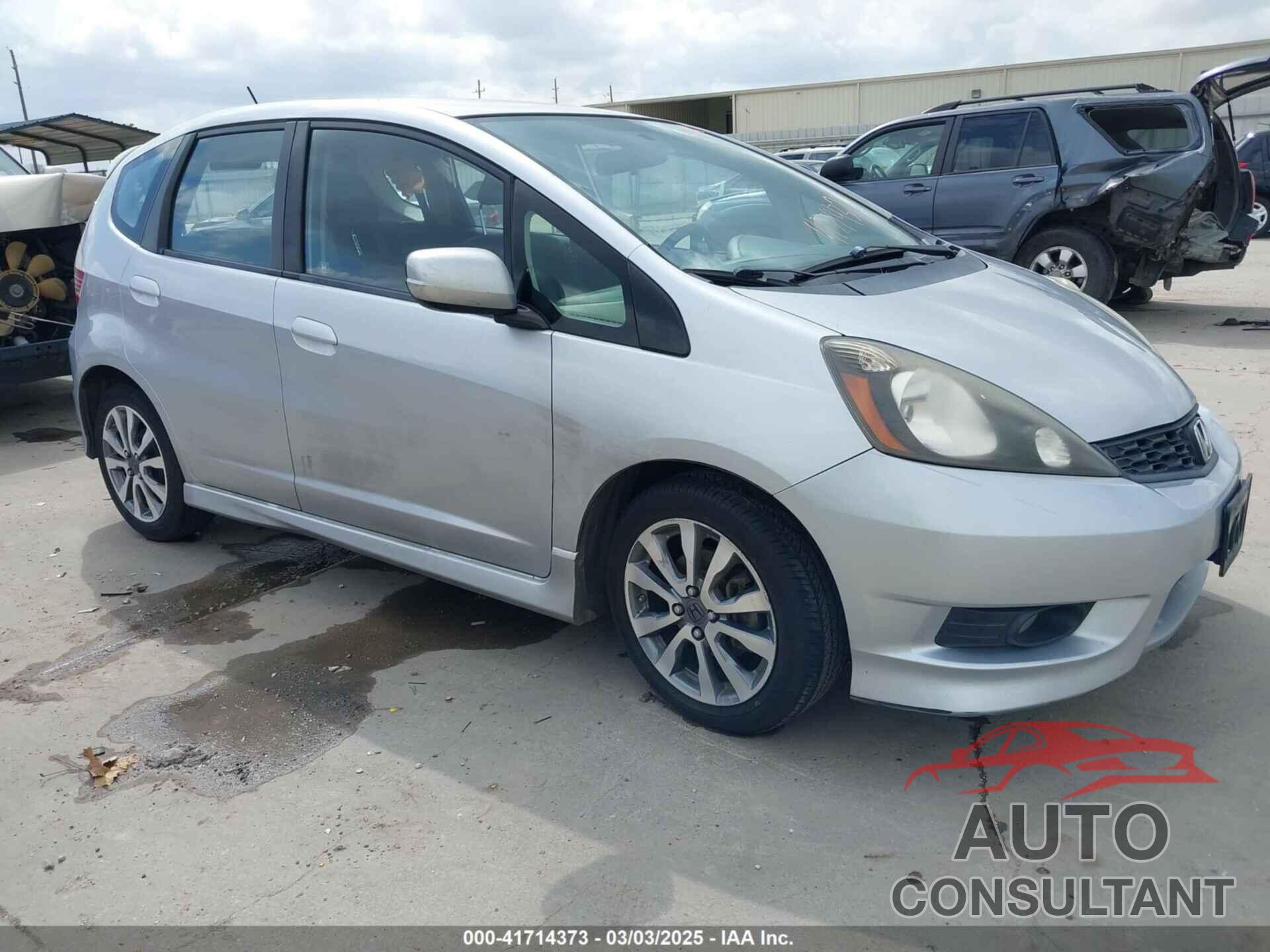 HONDA FIT 2013 - JHMGE8H5XDC033895