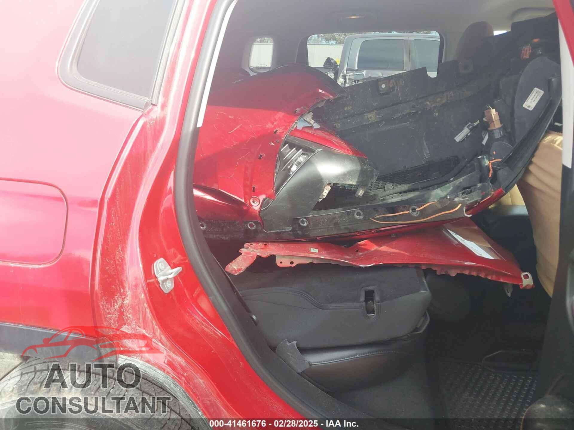JEEP COMPASS 2018 - 3C4NJDBB2JT393805