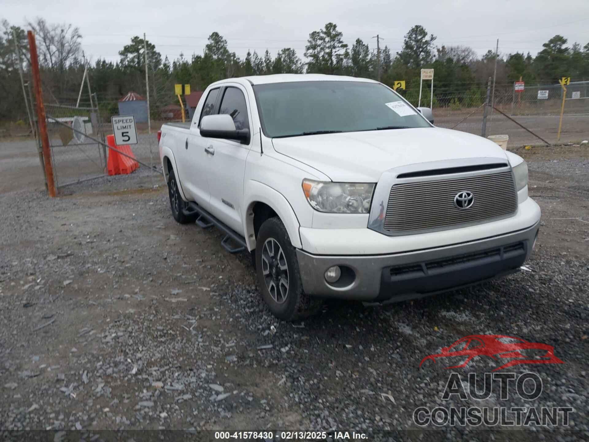 TOYOTA TUNDRA 2013 - 5TFRM5F16DX061598