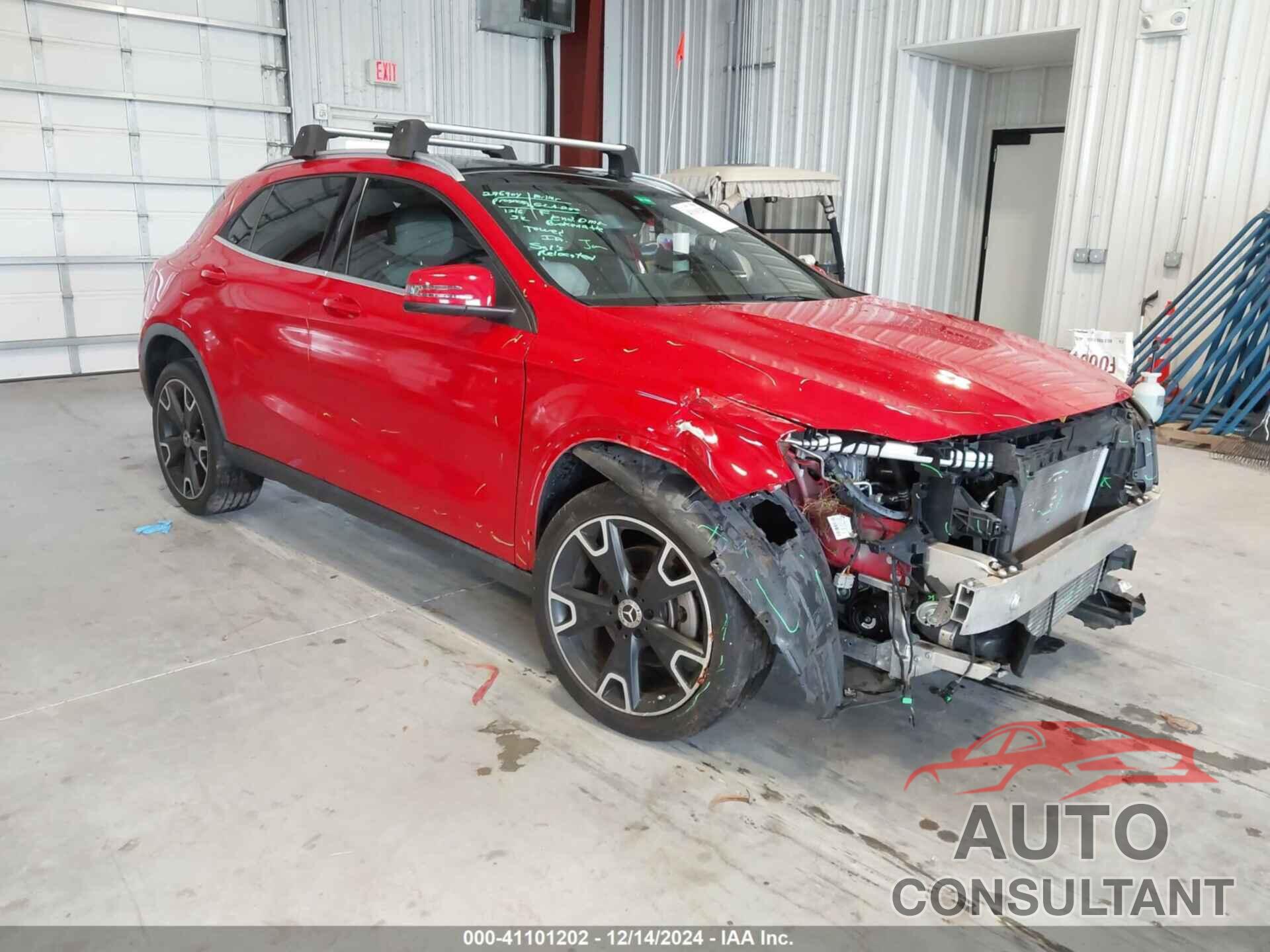 MERCEDES-BENZ GLA 250 2020 - WDCTG4EB6LU024384