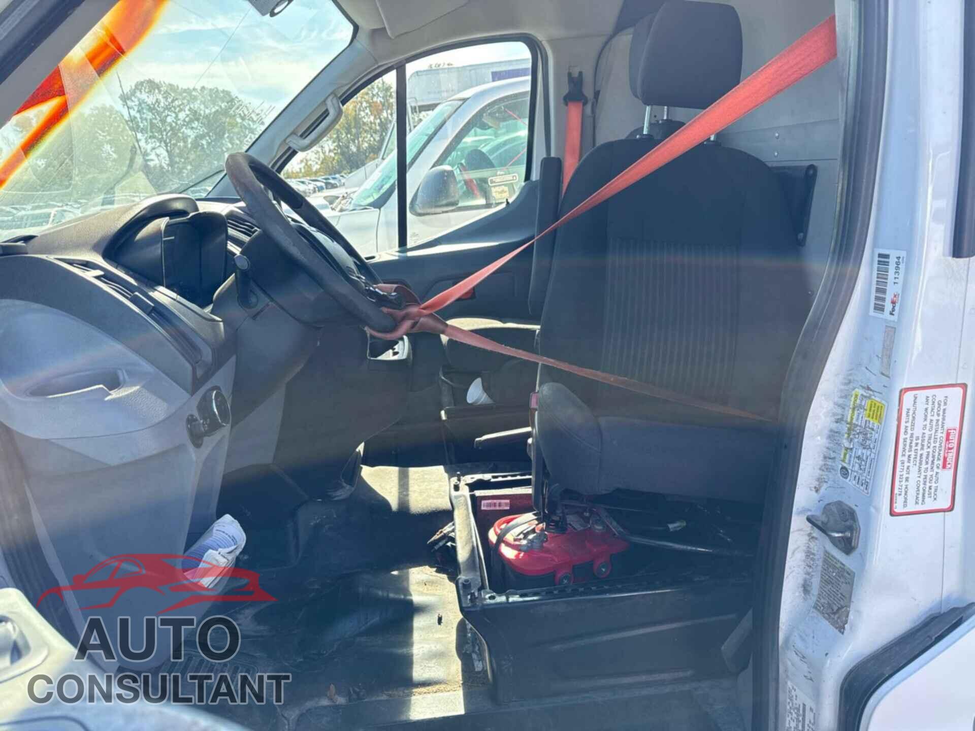 FORD TRANSIT 2015 - 1FTNE1YM0FKB19796