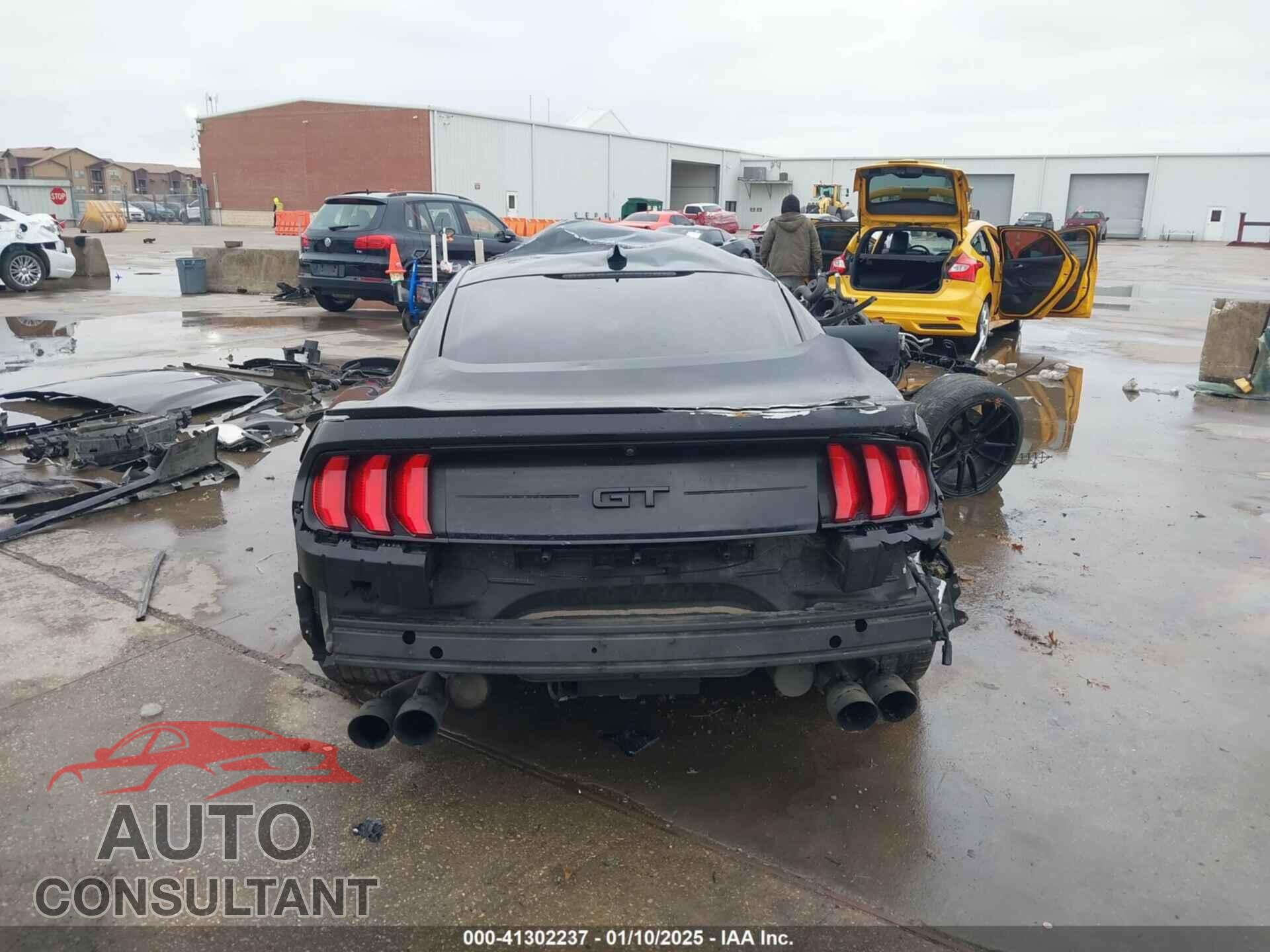 FORD MUSTANG 2020 - 1FA6P8CF8L5190017