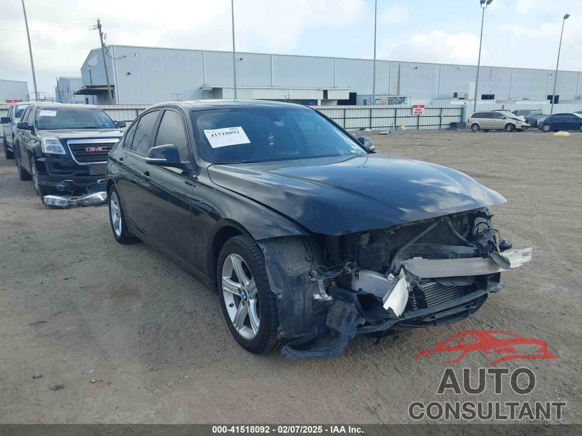BMW 328I 2013 - WBA3A5G51DNP21944